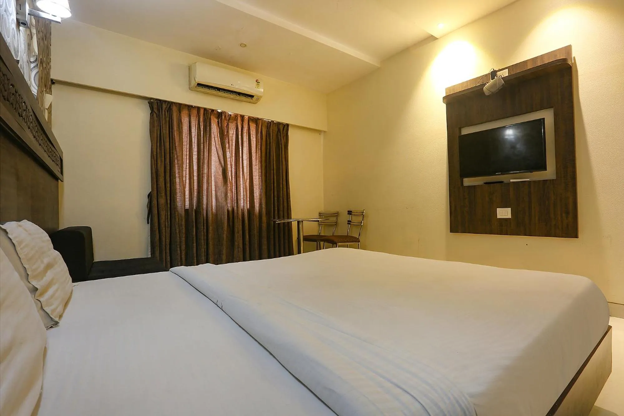 TV and multimedia, Bed in Via Shivani Residency - Mira Road