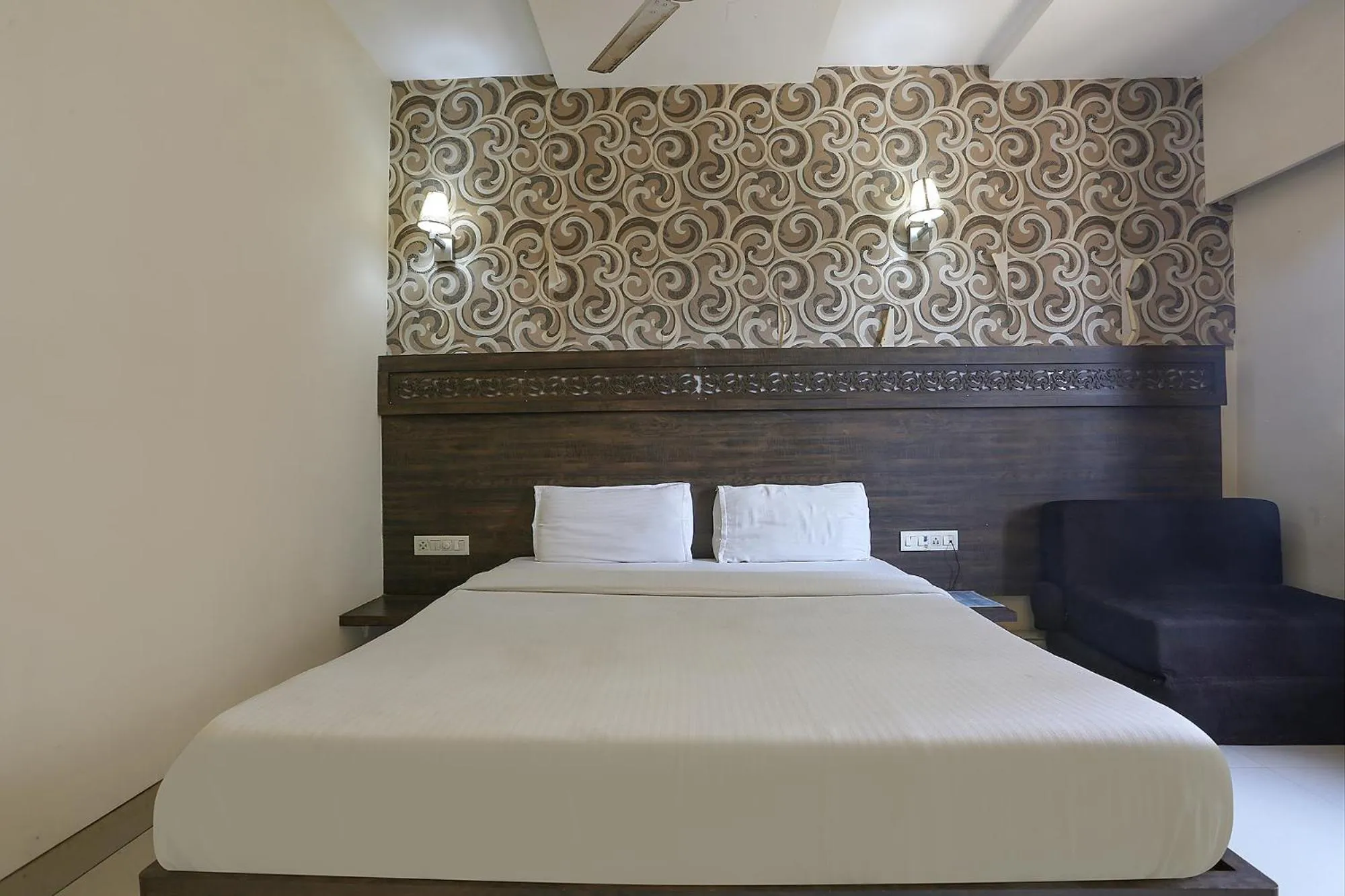 Bed in Via Shivani Residency - Mira Road