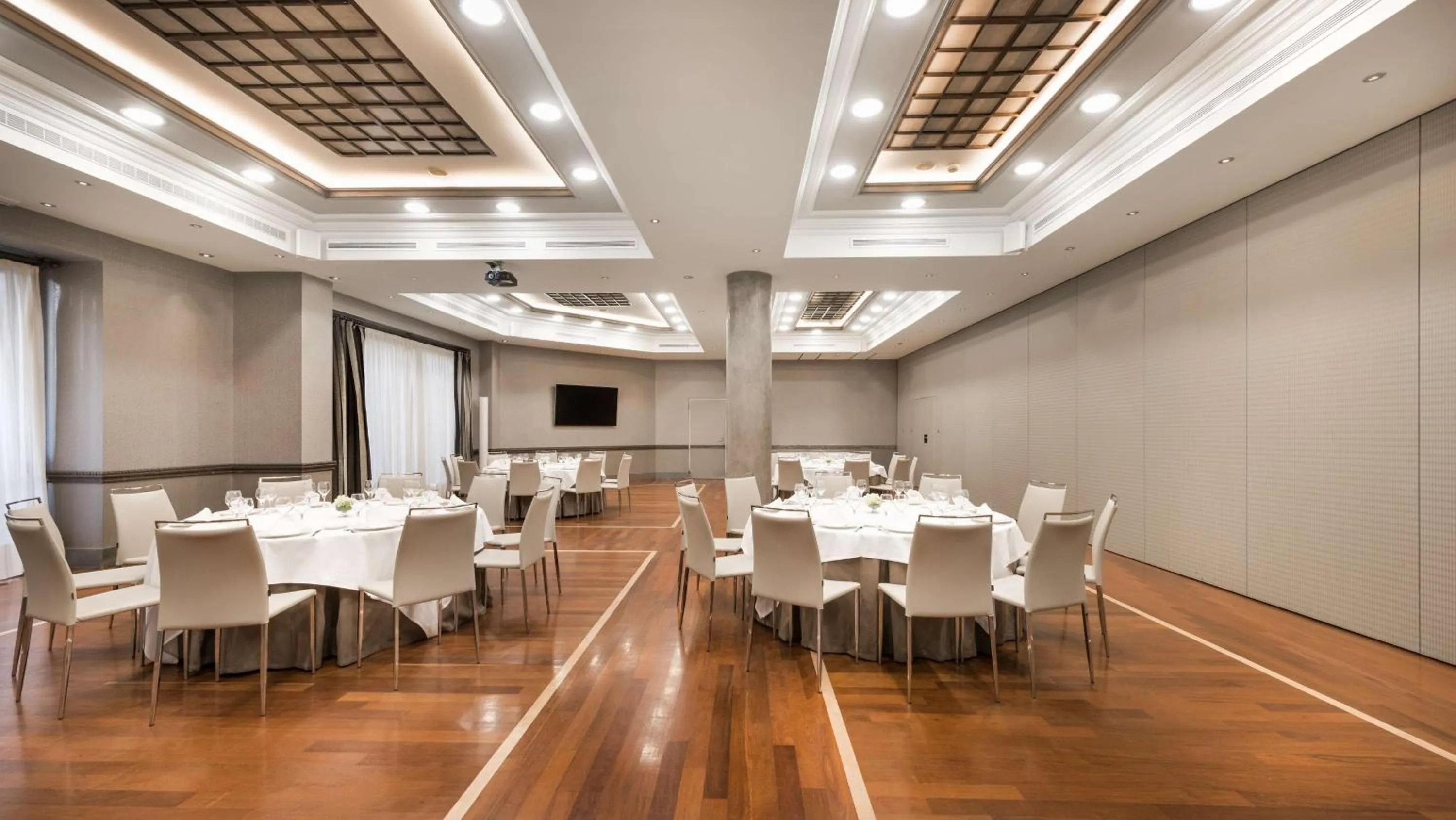 Meeting/conference room in NH Collection Vigo
