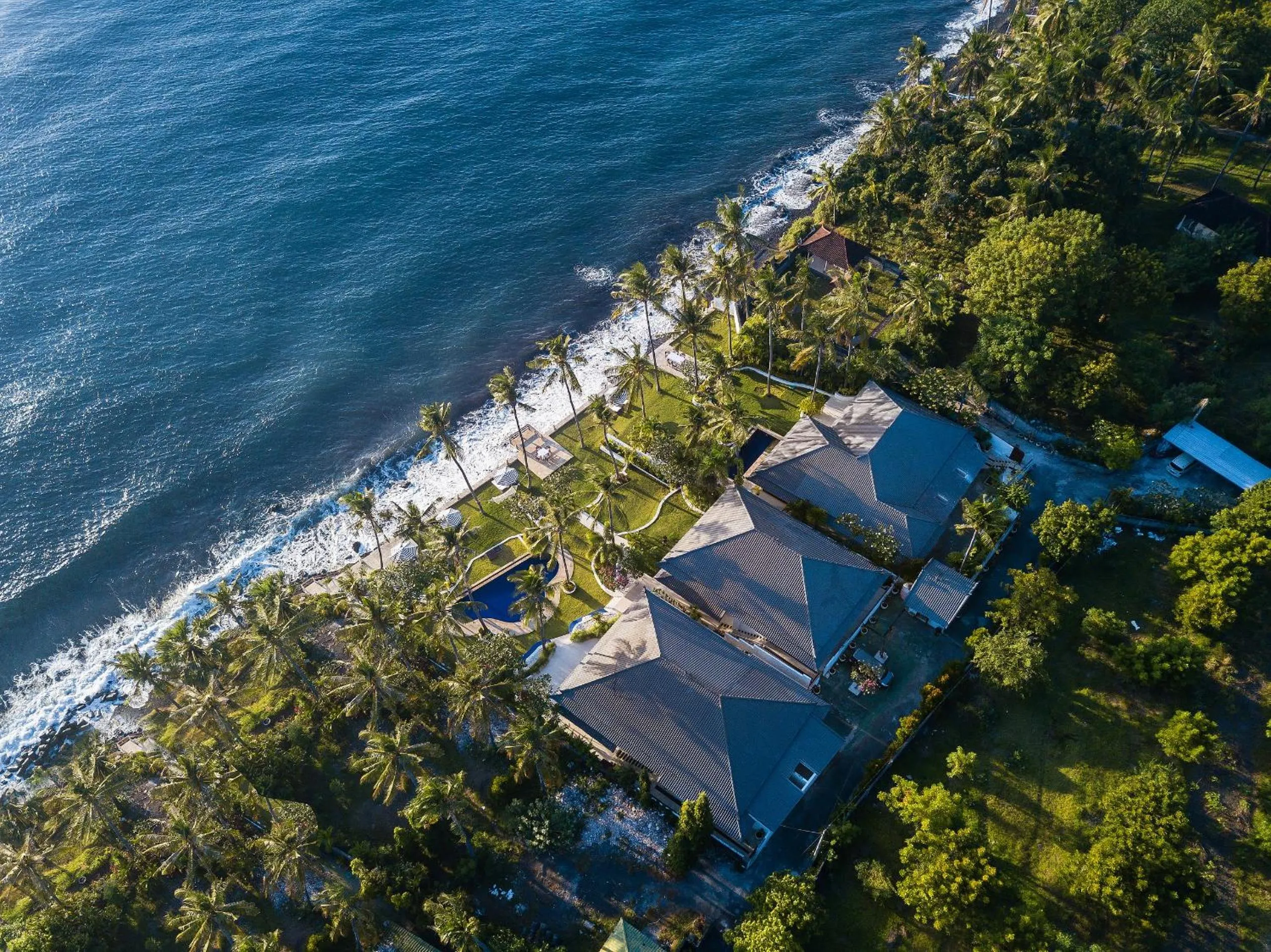 Property building in Kanna Seafront Estate Tulamben