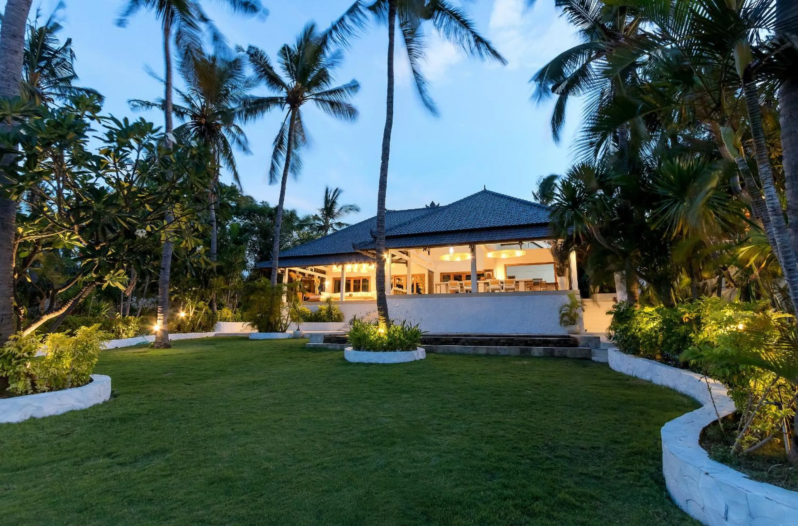 Property building in Kanna Seafront Estate Tulamben