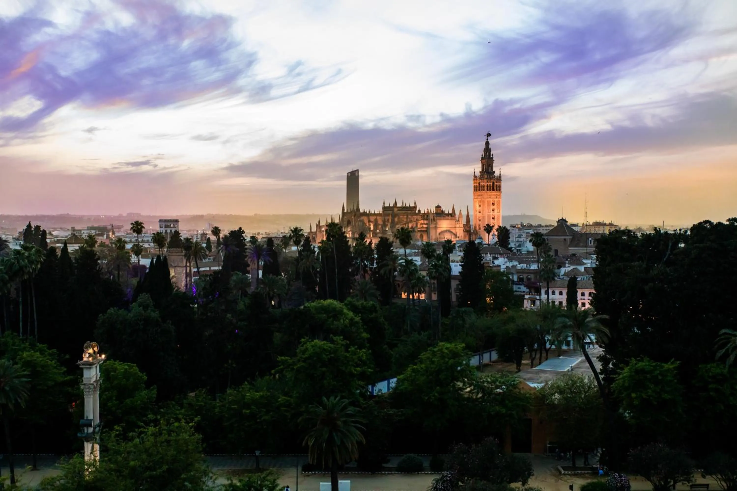 Day in Hotel Alcázar