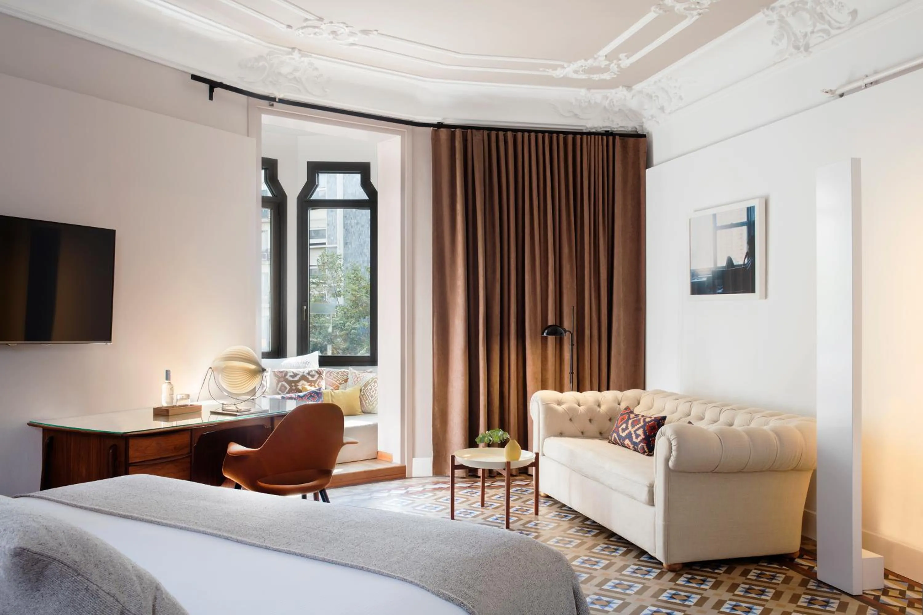 Bedroom, Bed in Alexandra Barcelona Hotel, Curio Collection by Hilton