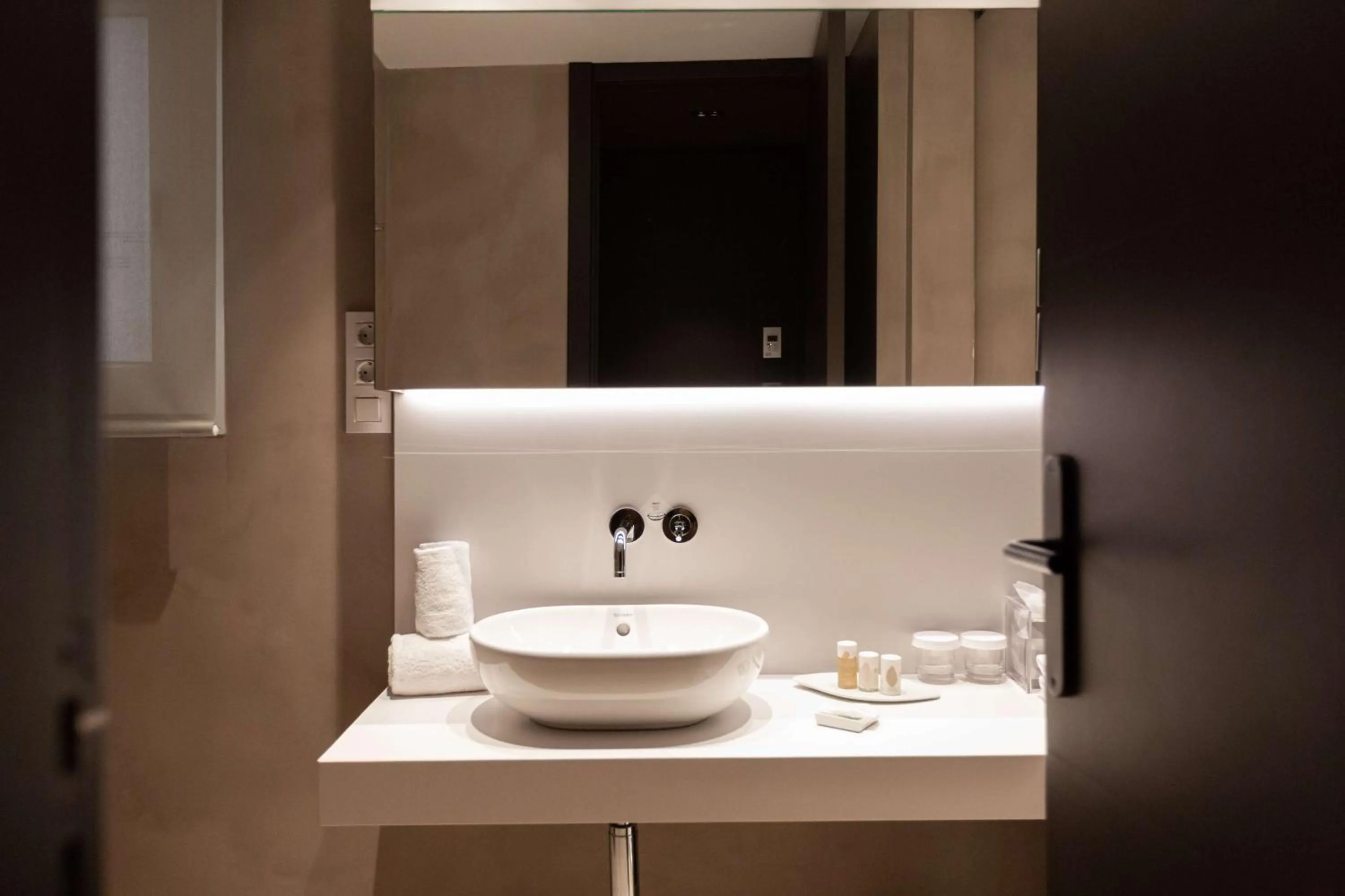 Bathroom in Alexandra Barcelona Hotel, Curio Collection by Hilton