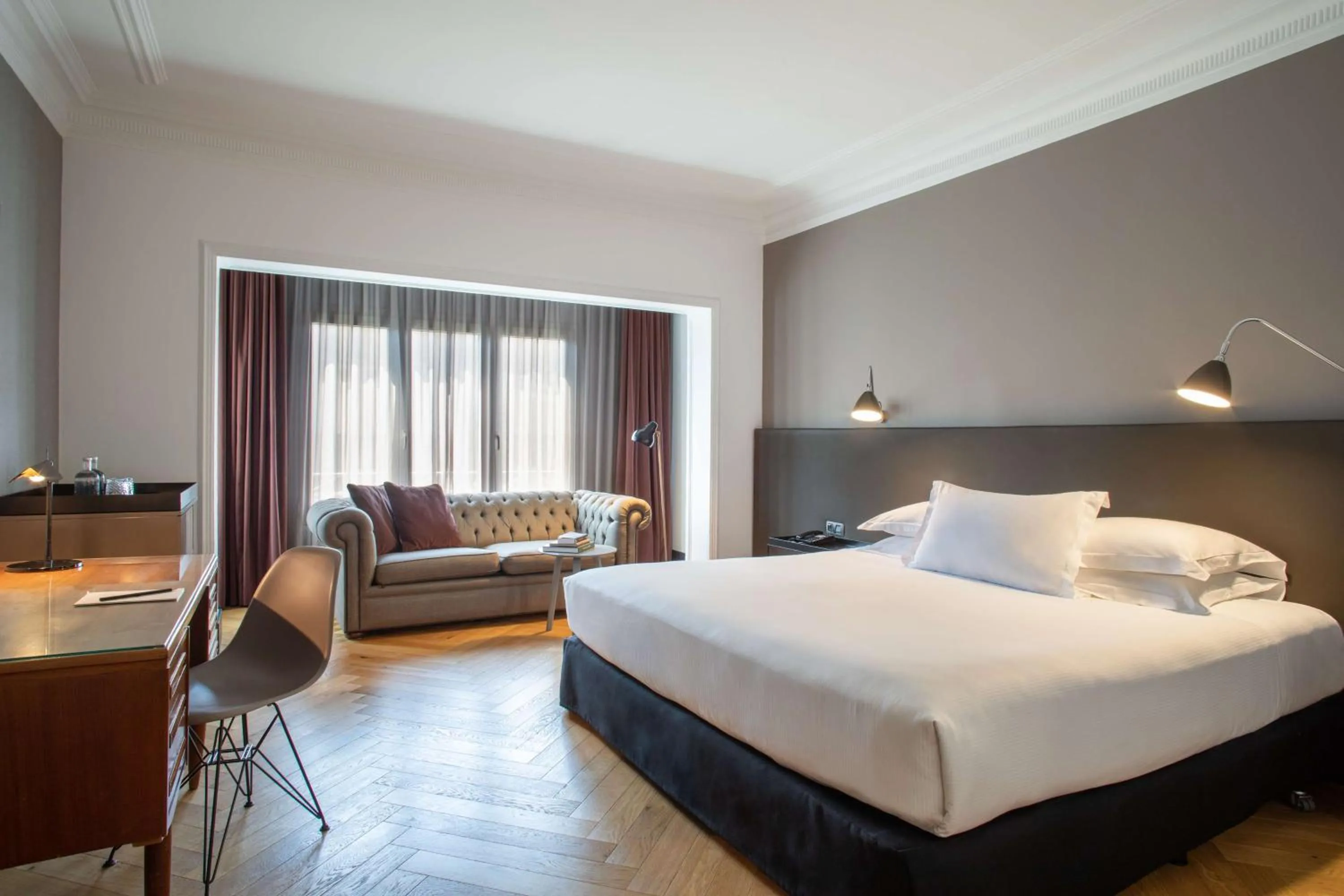 Bed in Alexandra Barcelona Hotel, Curio Collection by Hilton