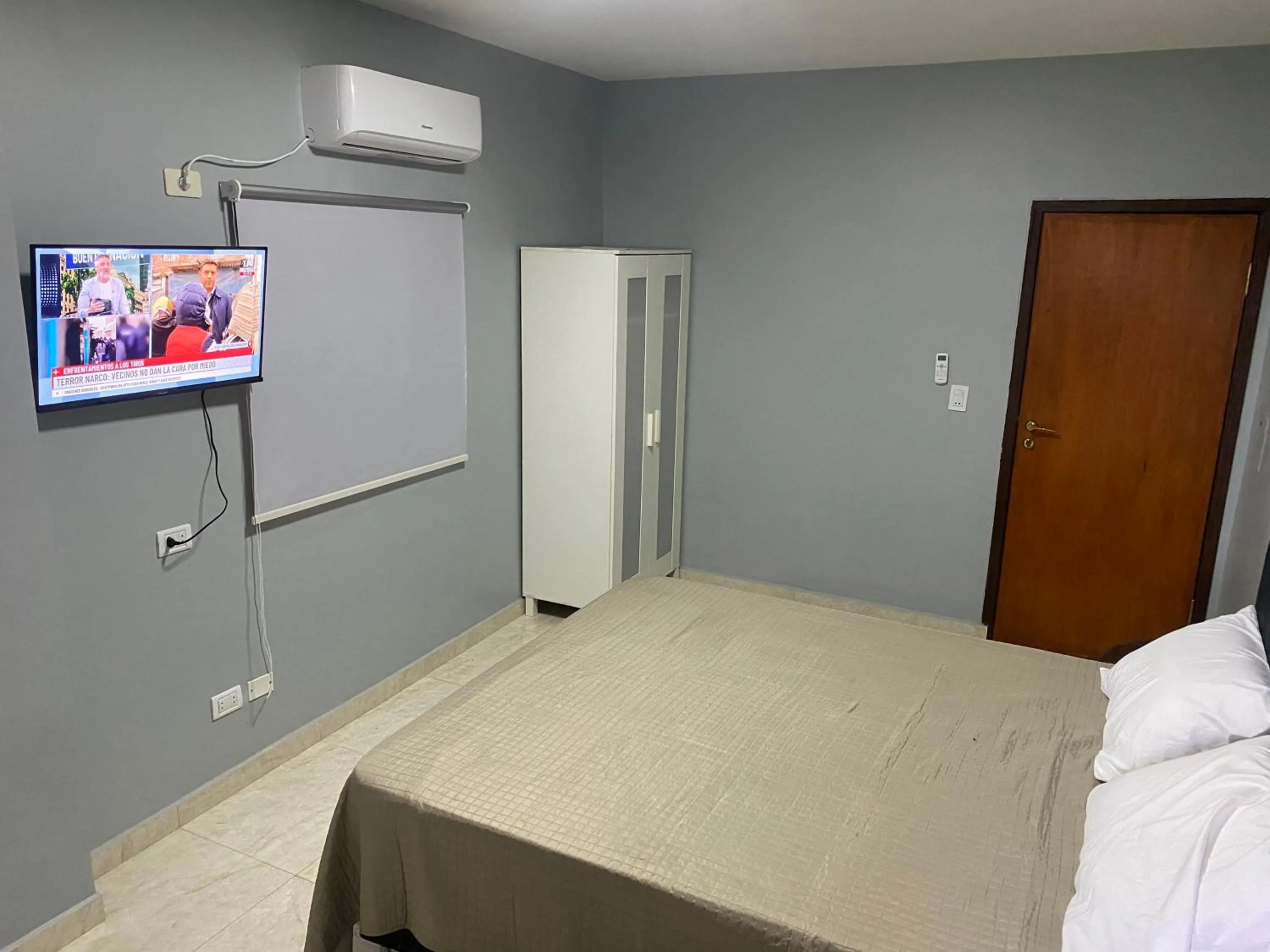 Bed in España Suites Hotel