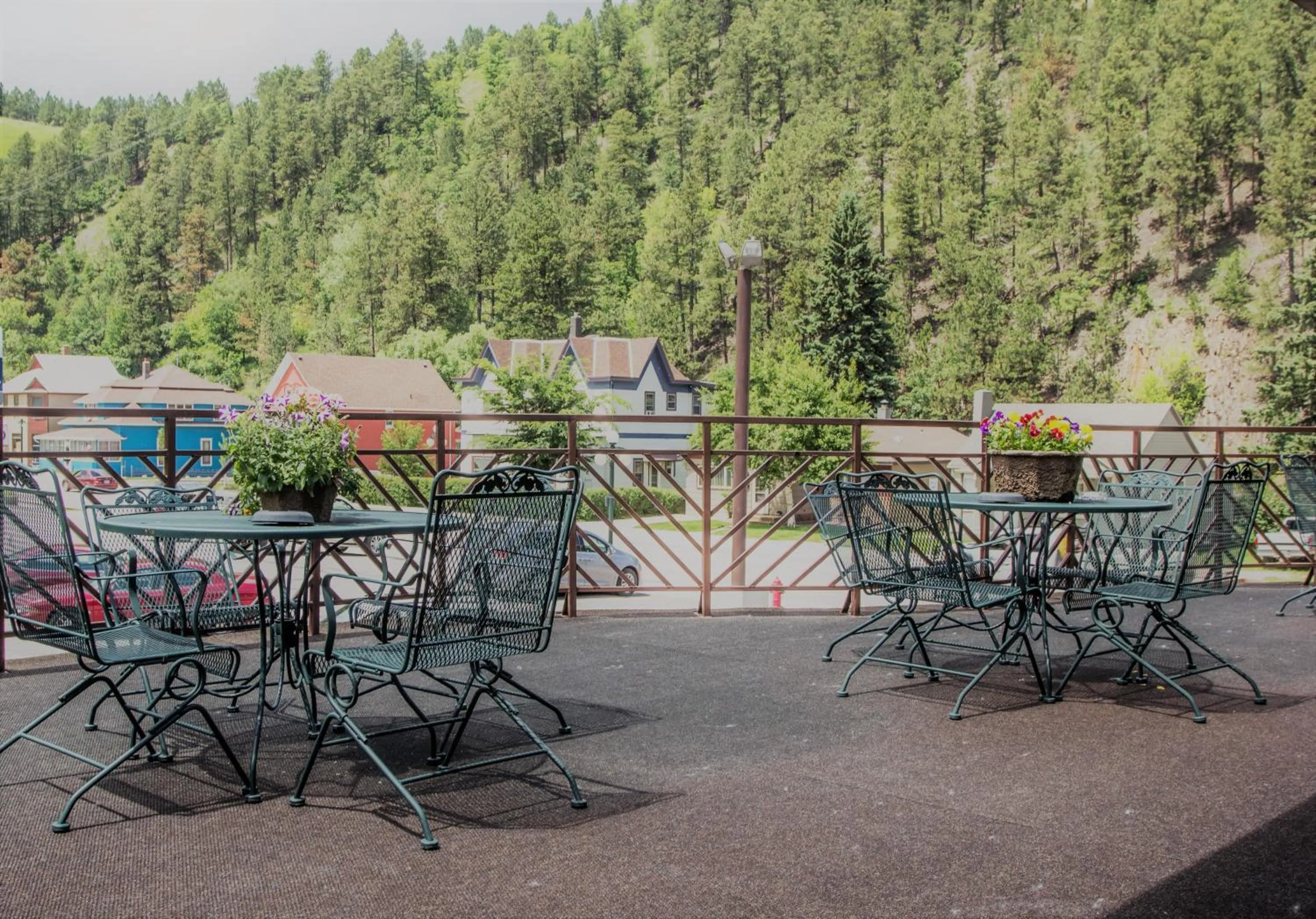 Patio in Deadwood Miners Hotel & Restaurant