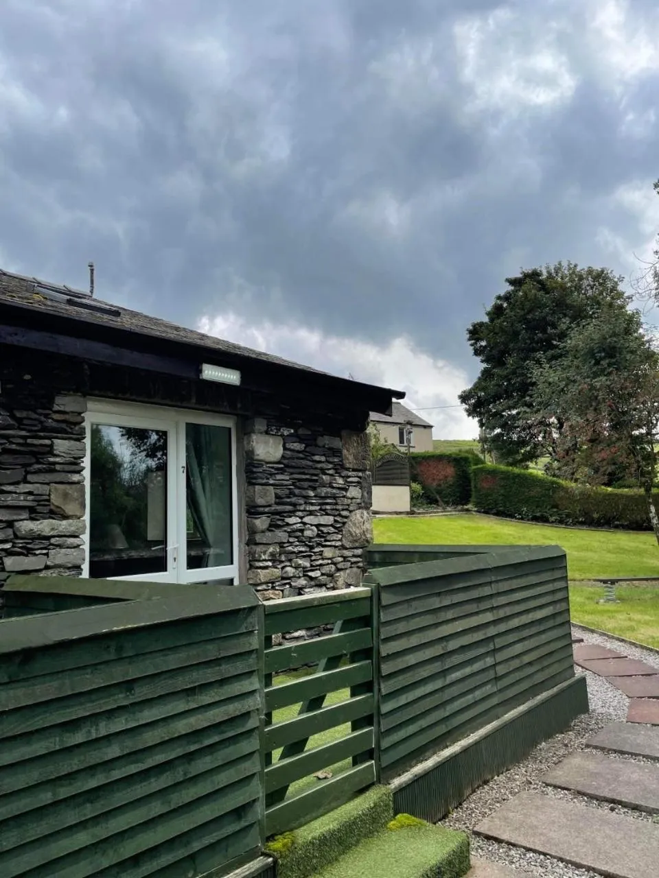 Property building in Cross Keys Inn