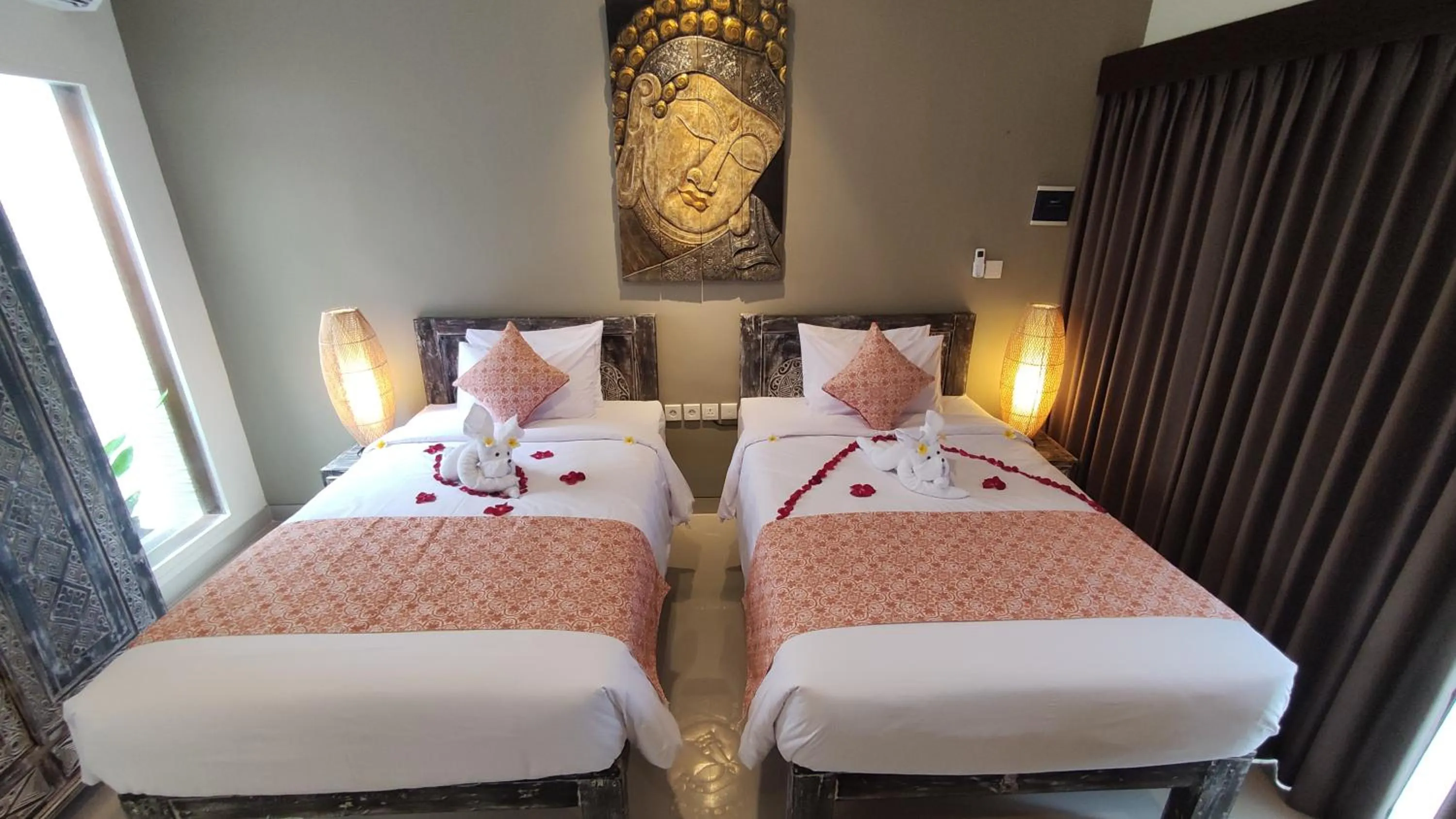 Bed in Kubu Garden Suites & Villas Nusa Dua