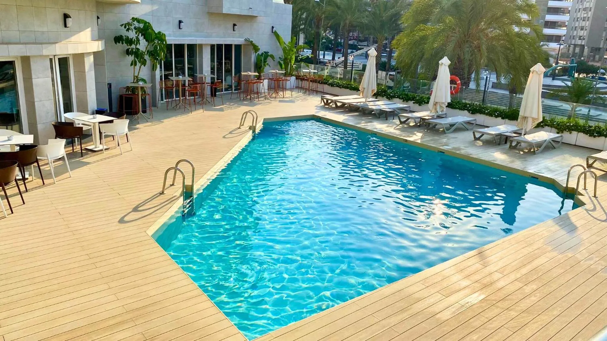 Swimming pool in Ohtels Gran Hotel Almeria