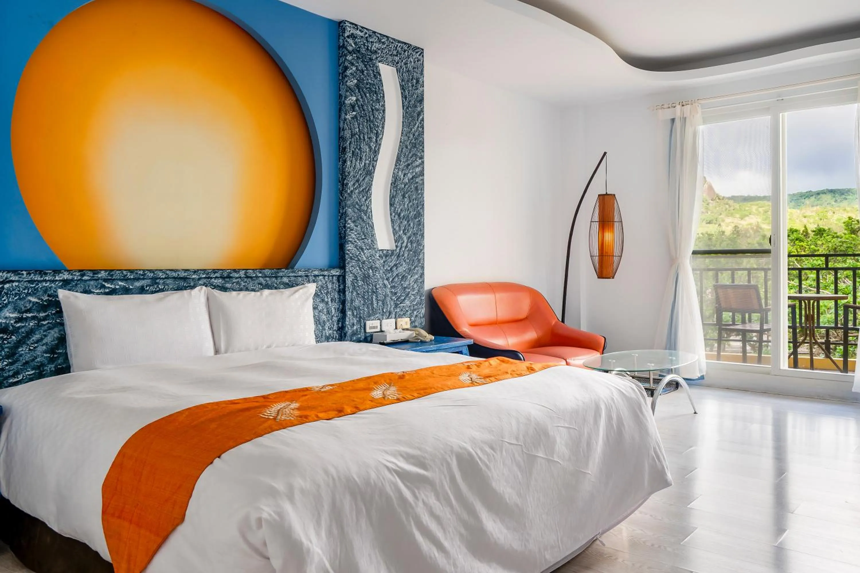 Photo of the whole room, Bed in Wei Yuan Hotel