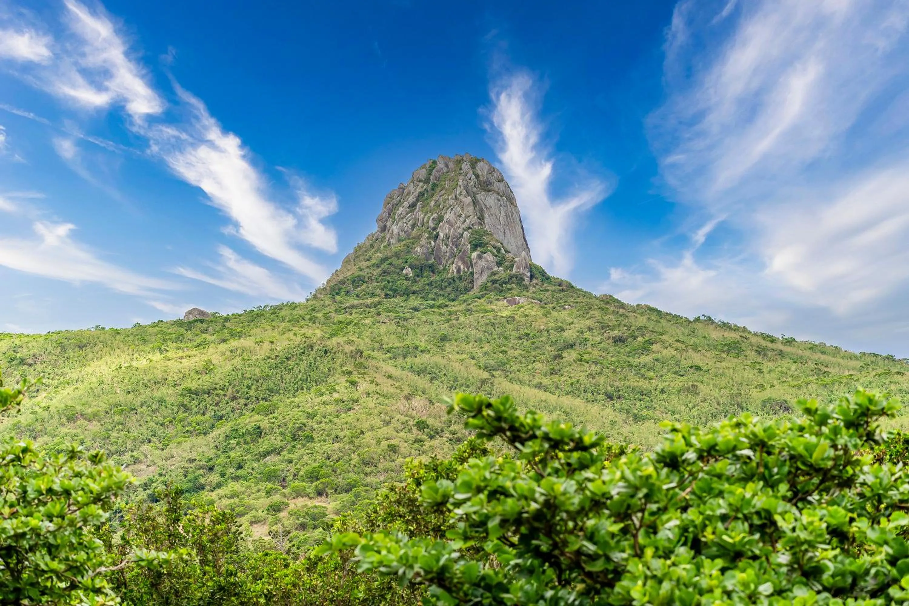 Mountain view in Wei Yuan Hotel