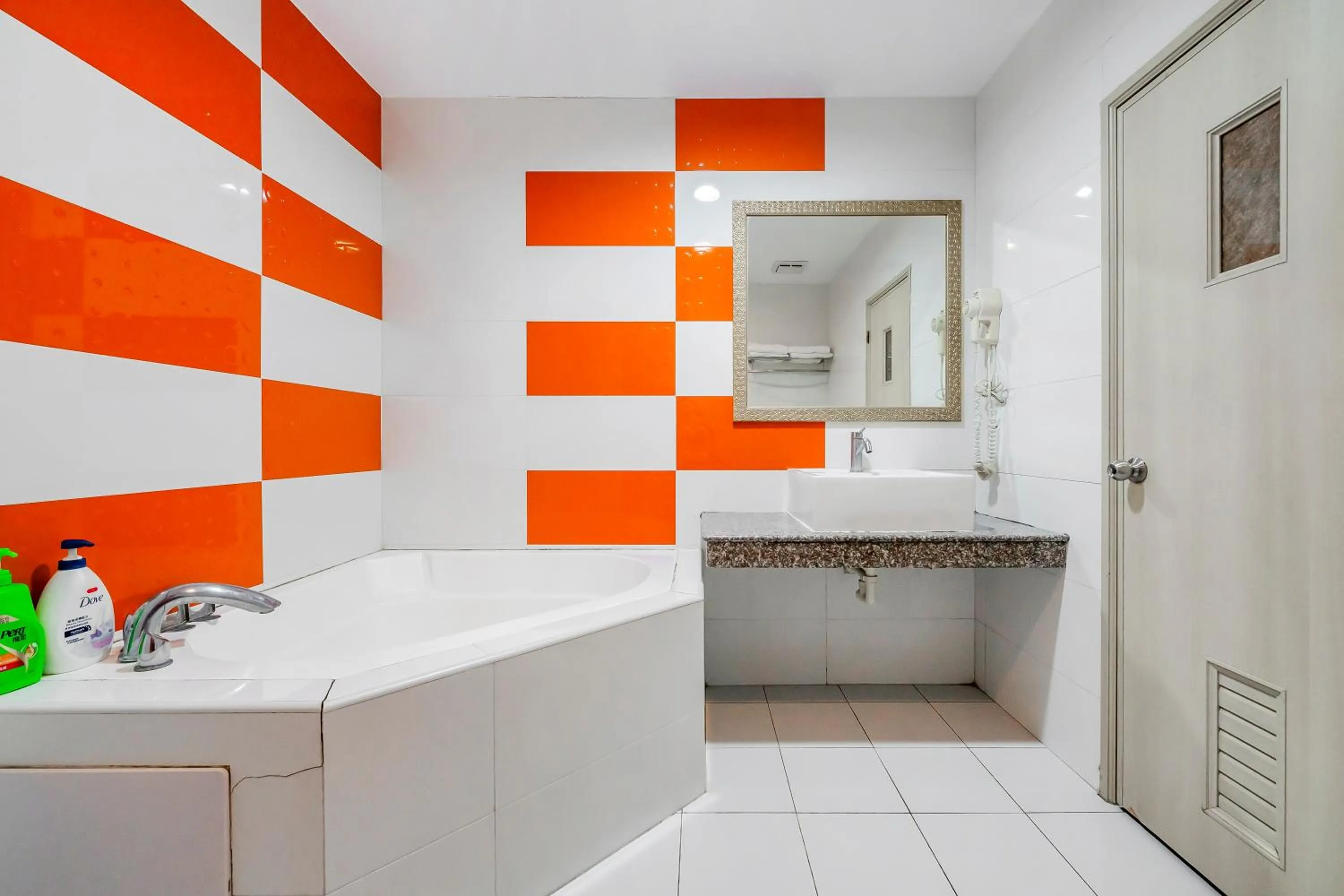 Bathroom in Wei Yuan Hotel