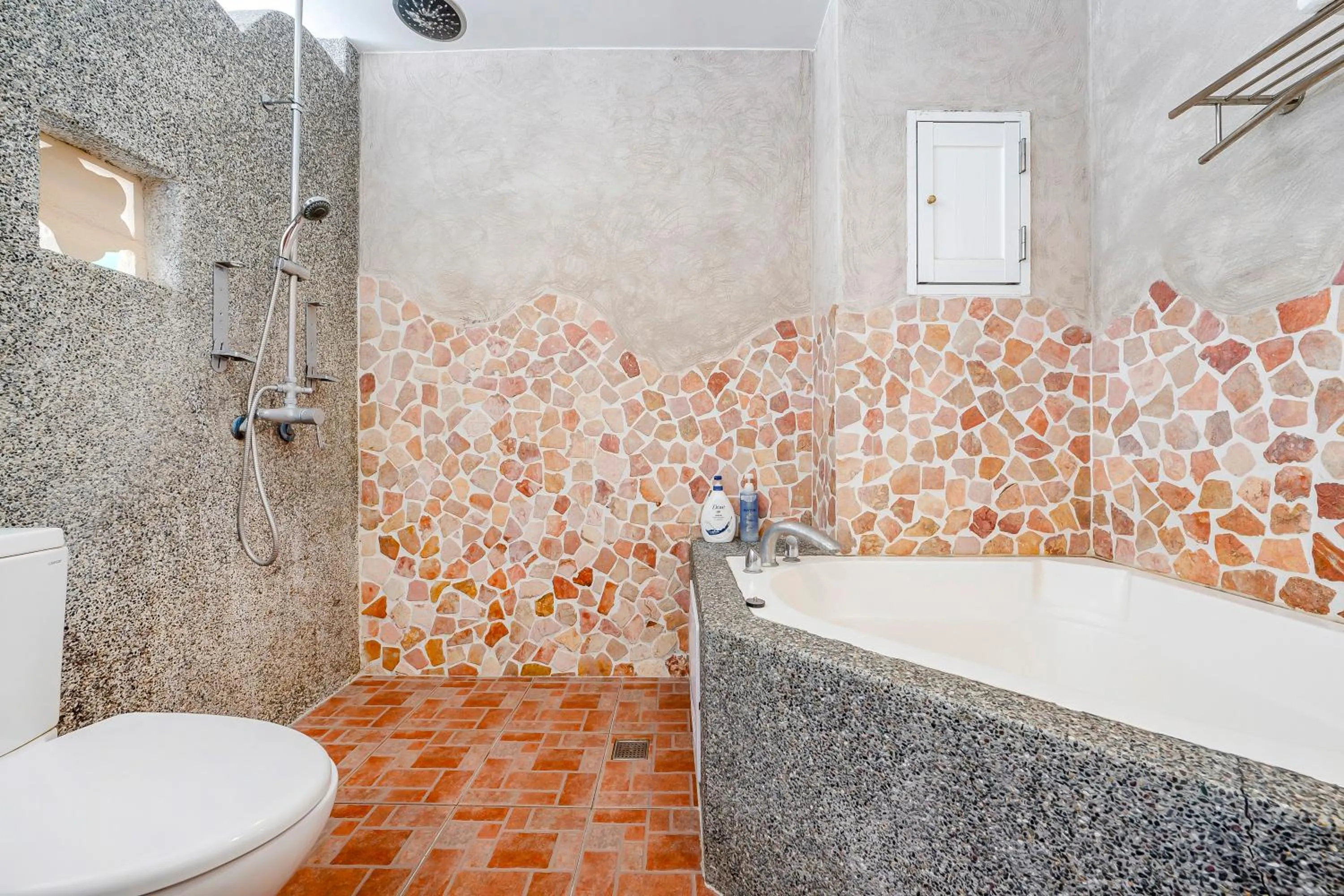 Bathroom in Wei Yuan Hotel