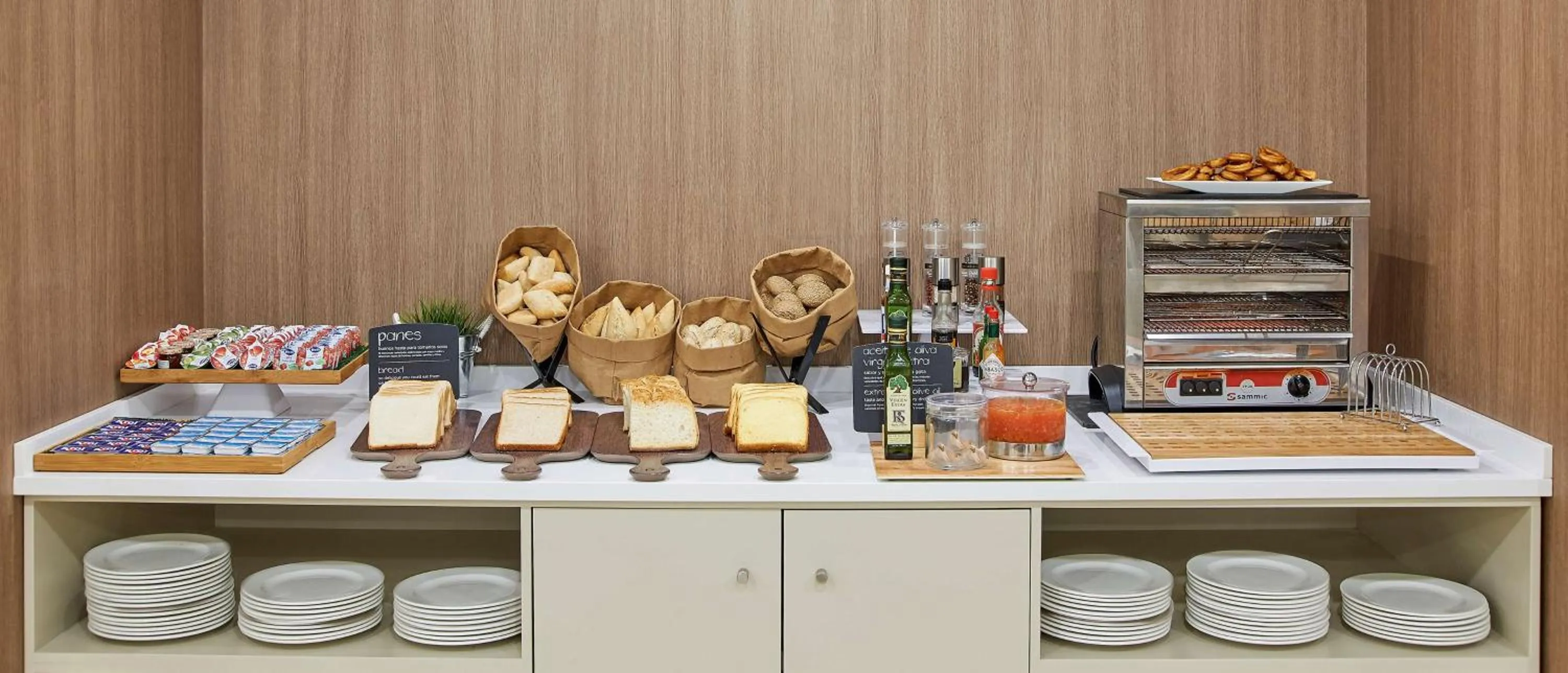 Breakfast in NH Valencia Las Ciencias