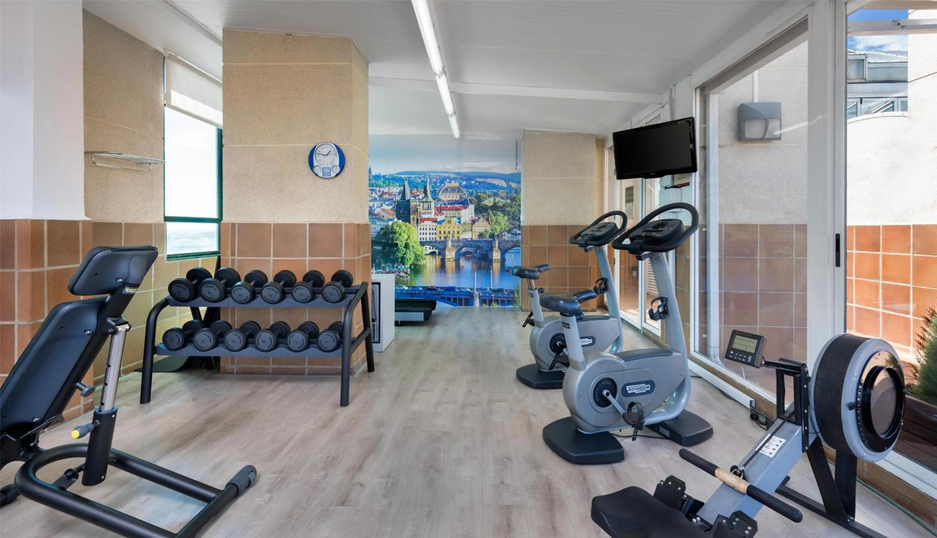 Sports in NH Valencia Center