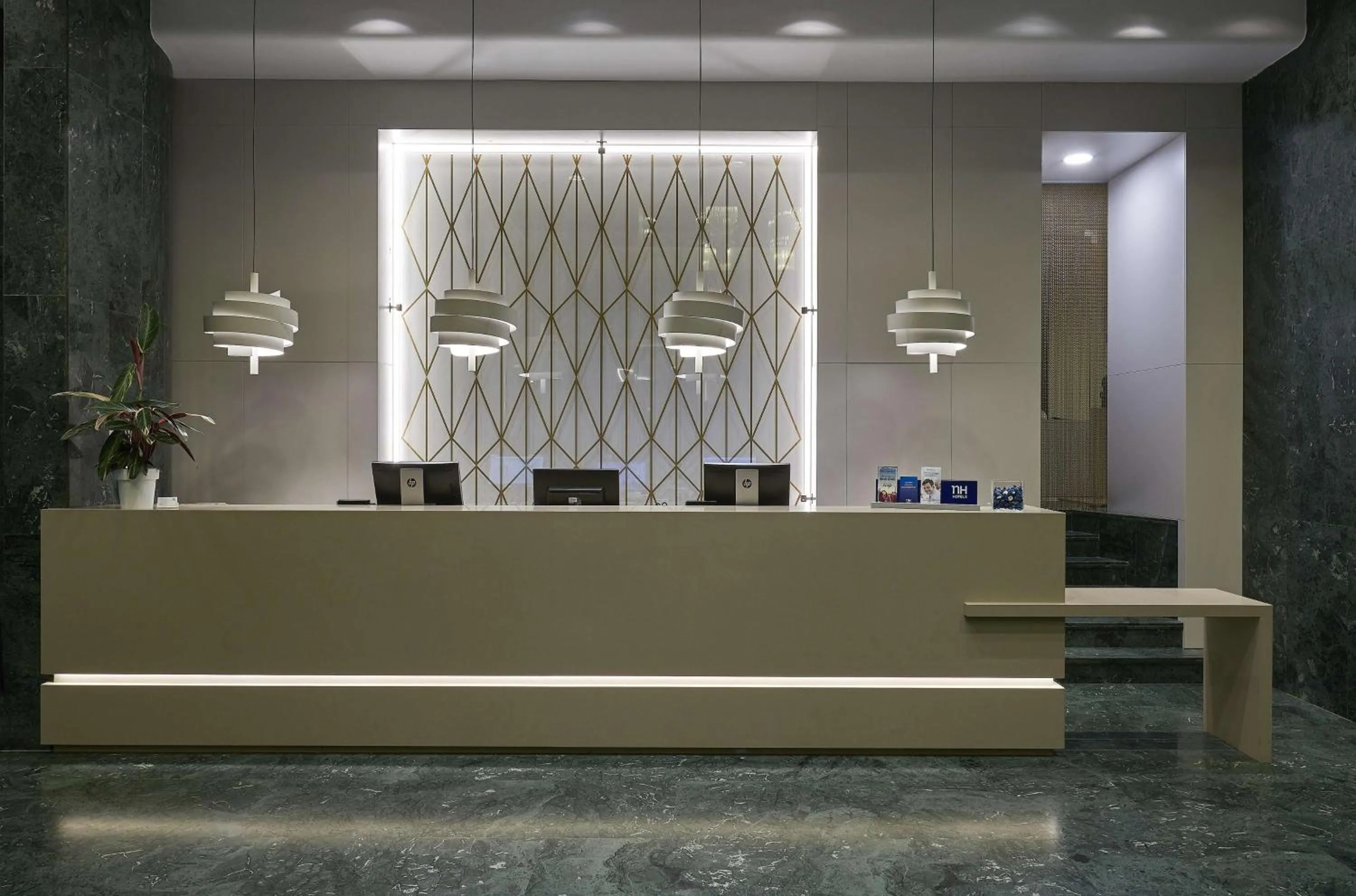 Lobby or reception in NH Valencia Center