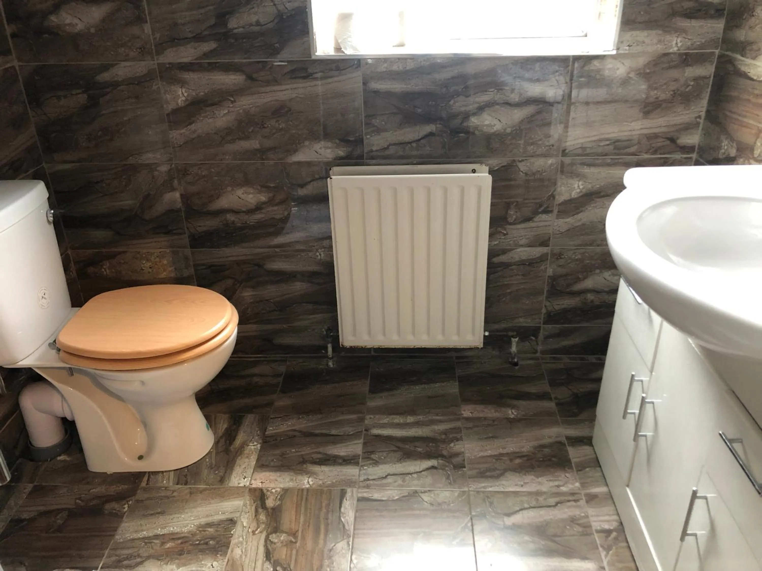 Bathroom in Lyttleton Guest House Limited