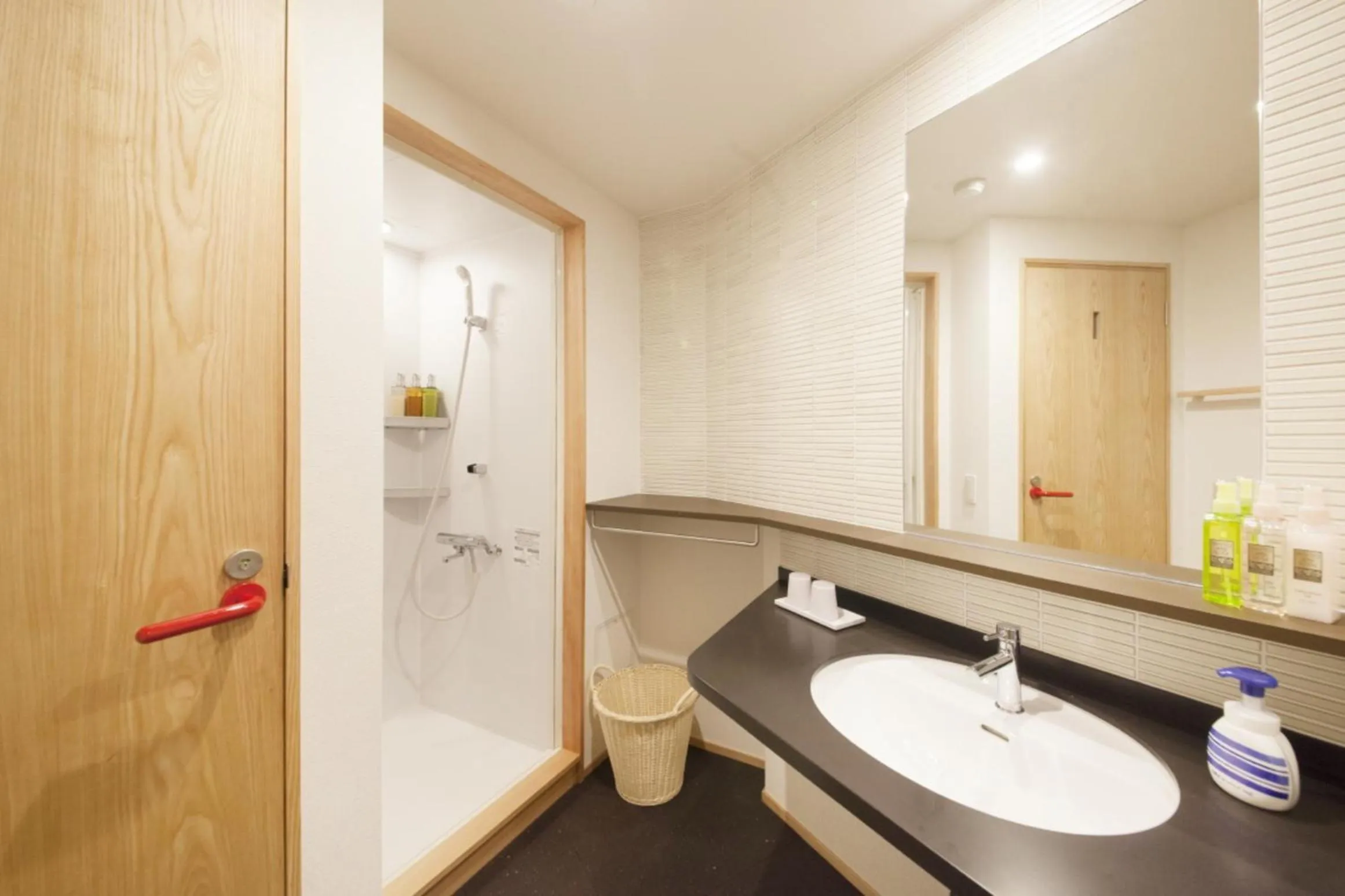 Shower in 湯宿みゆきYuyado Miyuki