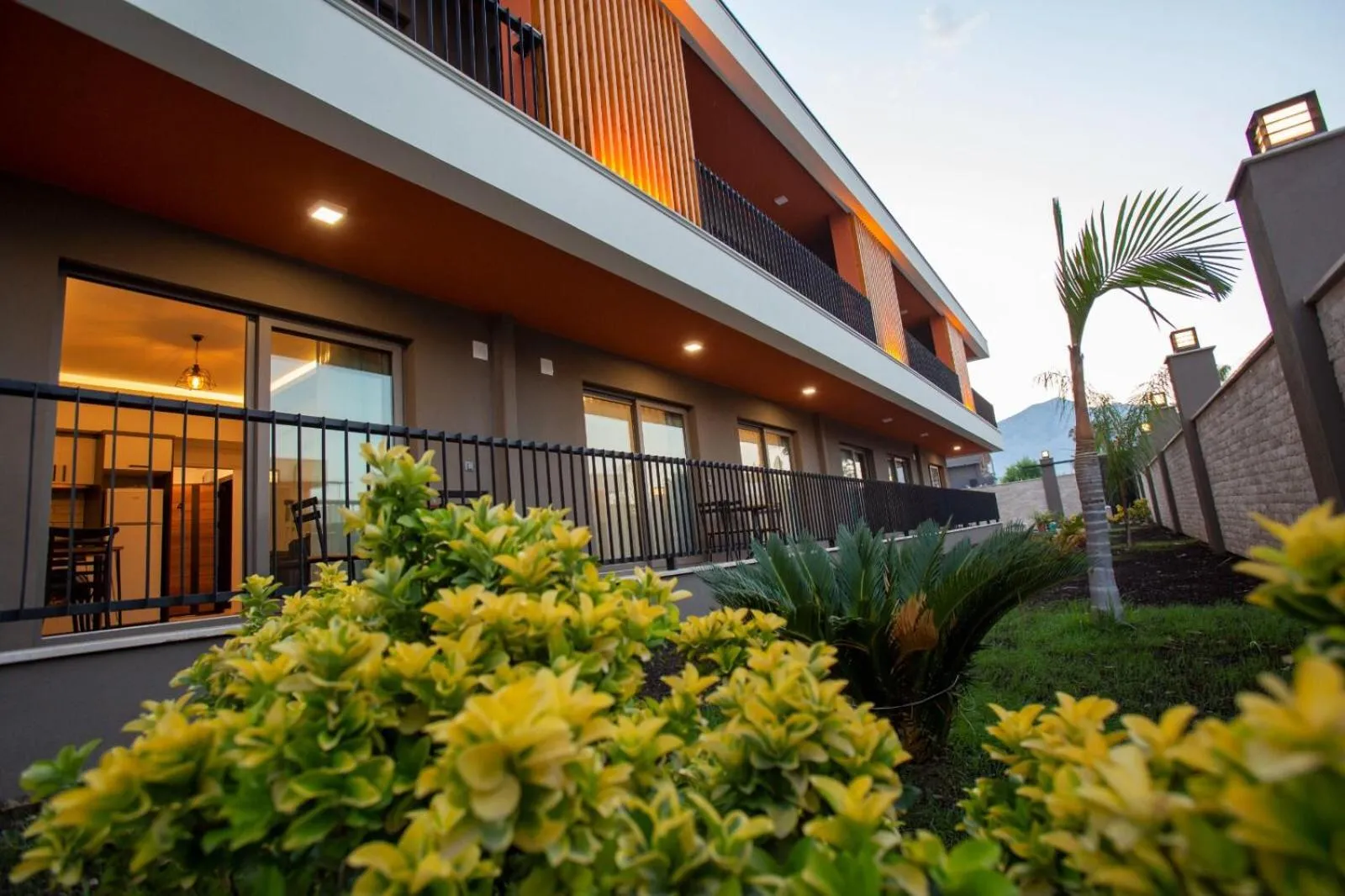 Day in Eva Apart Kemer