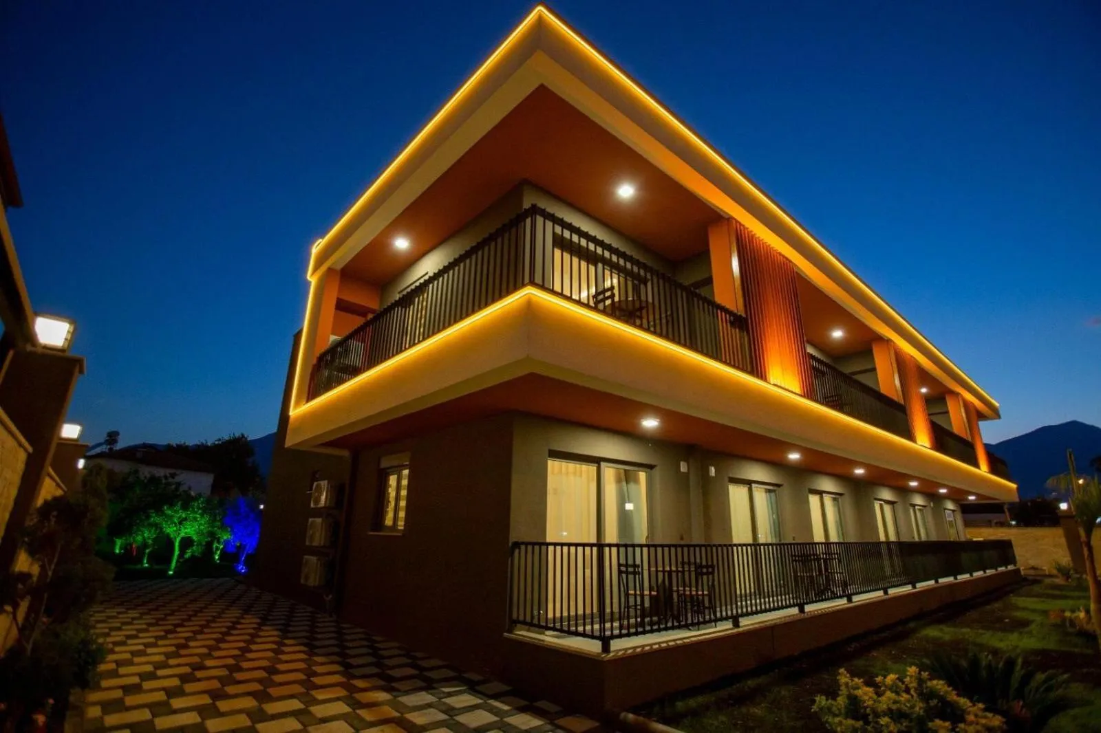 Property building in Eva Apart Kemer