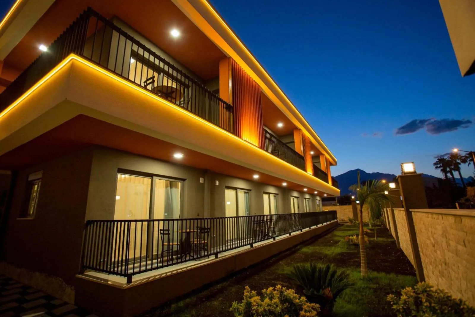 Night in Eva Apart Kemer