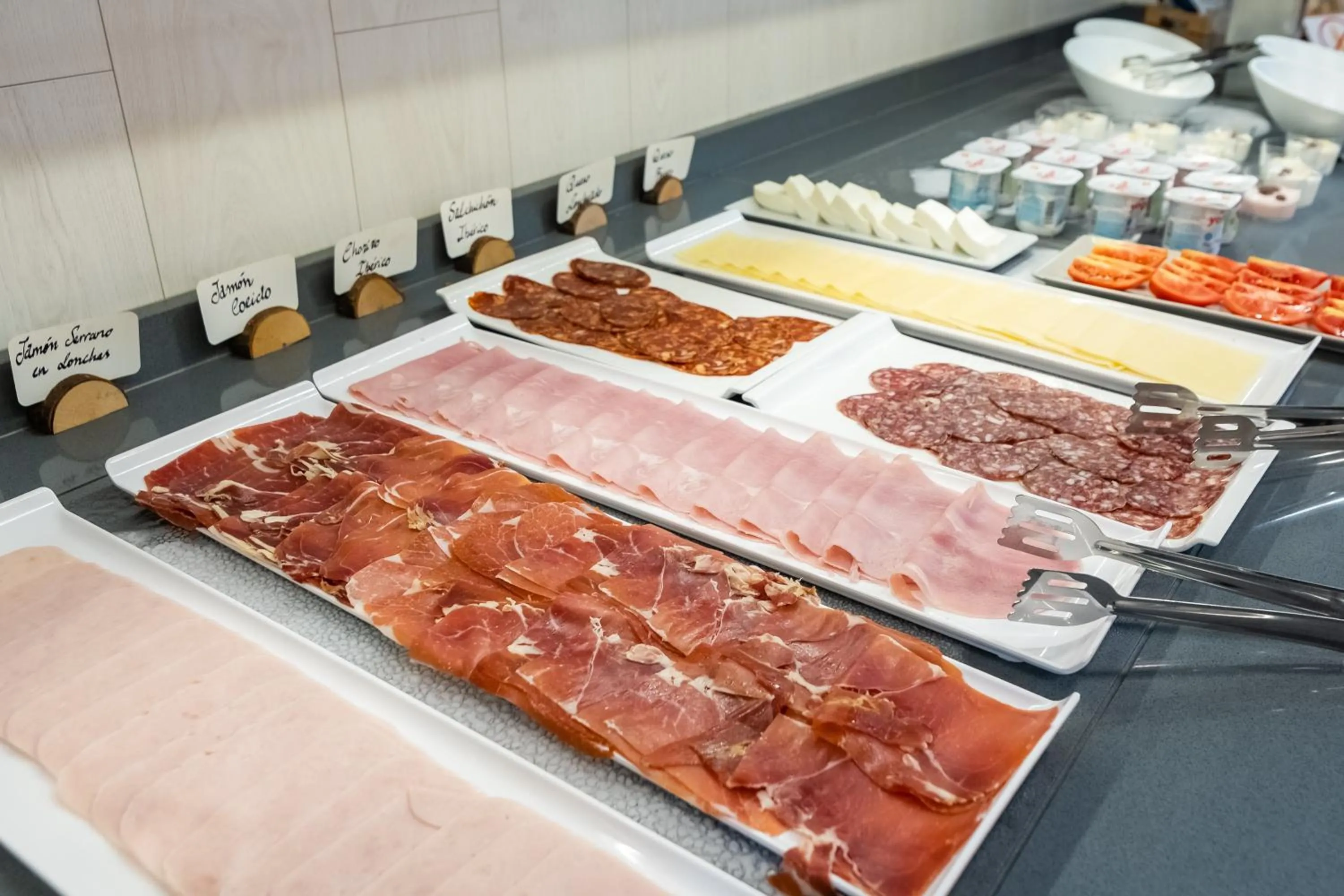 Buffet breakfast in Hotel Selu