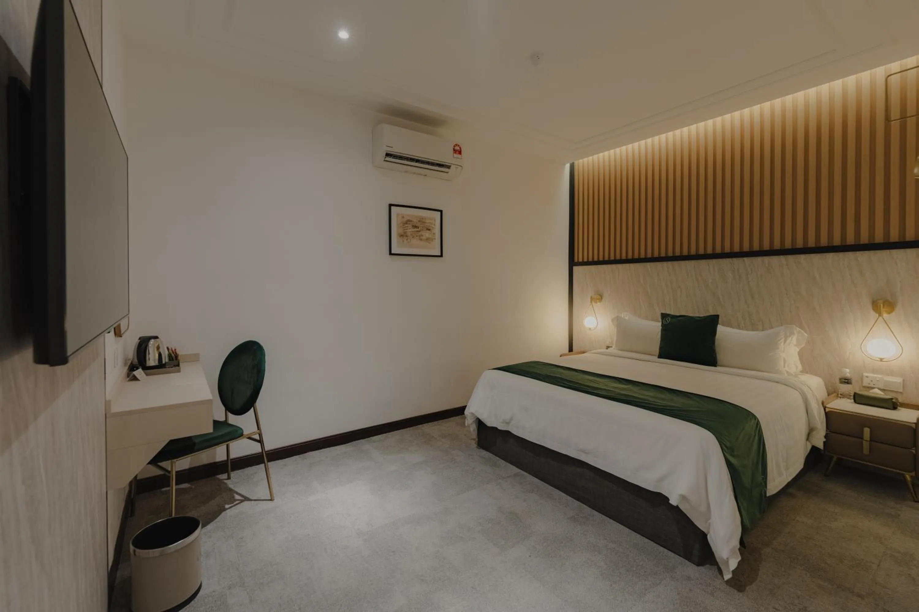 Bedroom, Bed in Signel Poshtel, the Rare Gem of North Borneo