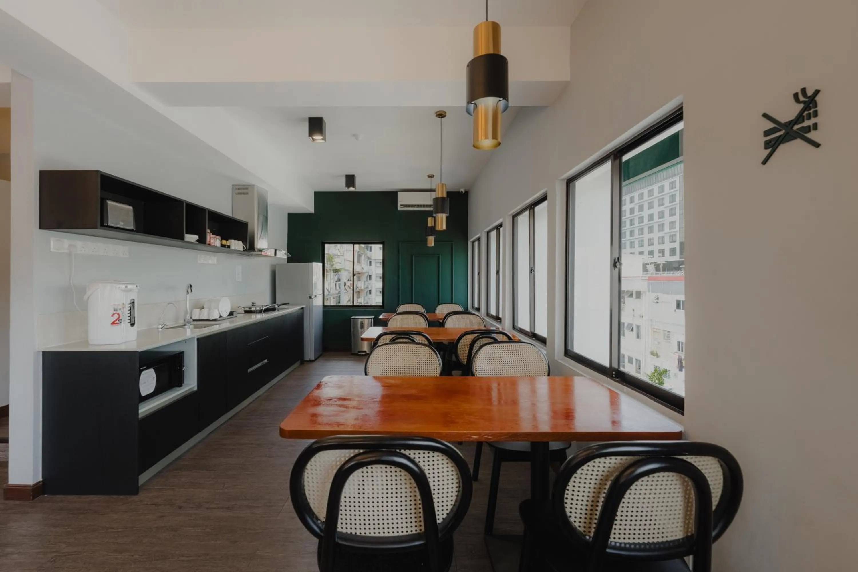 Signel Poshtel, the Rare Gem of North Borneo