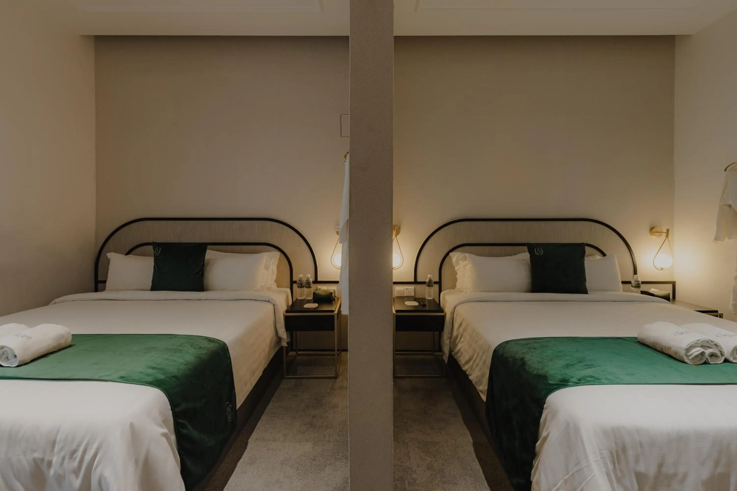 Bedroom, Bed in Signel Poshtel, the Rare Gem of North Borneo