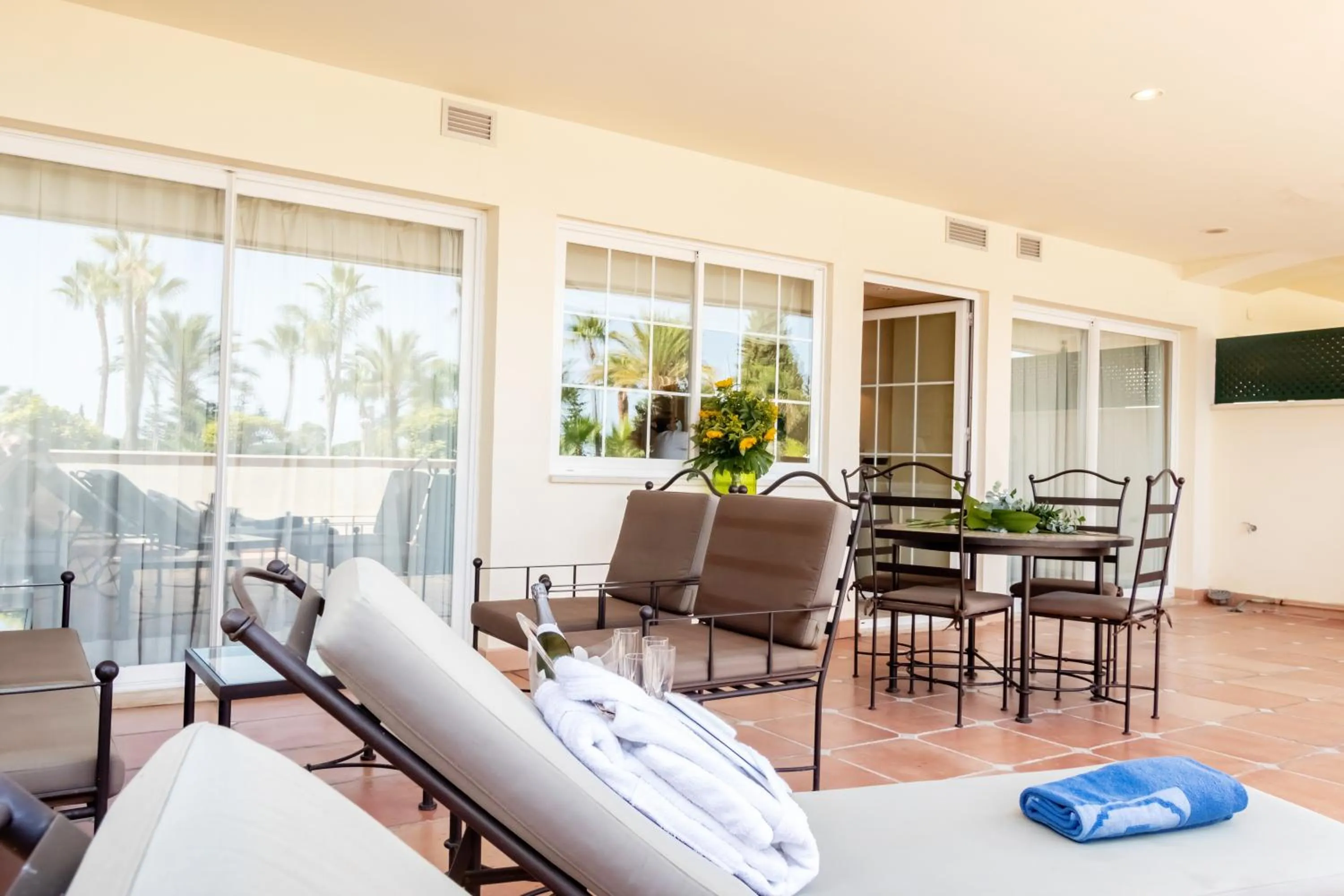 Balcony/Terrace in Guadalpin Suites