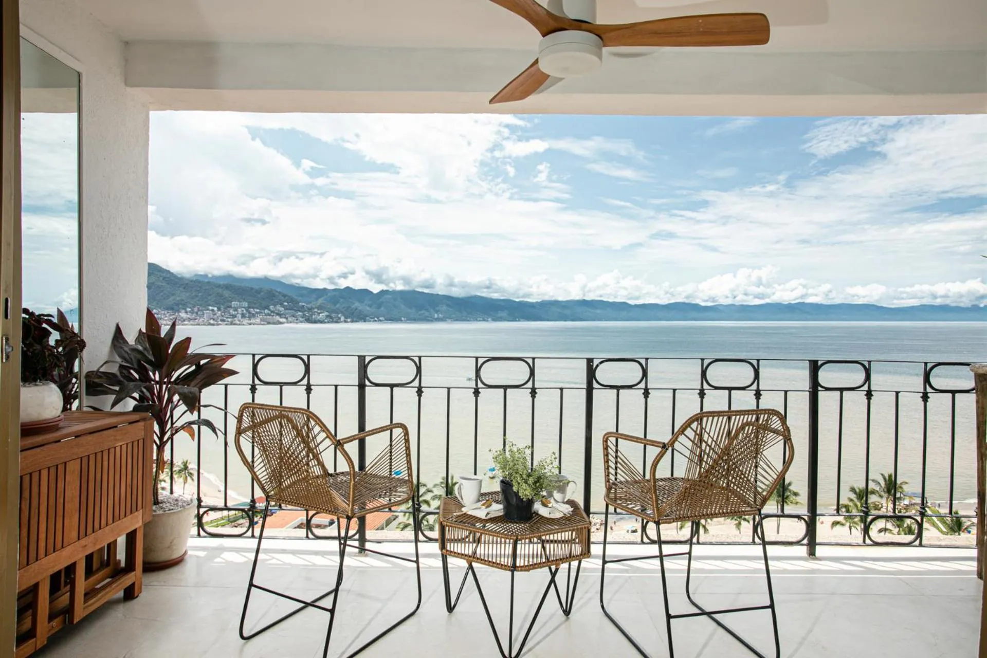 Sunscape Residence Tower