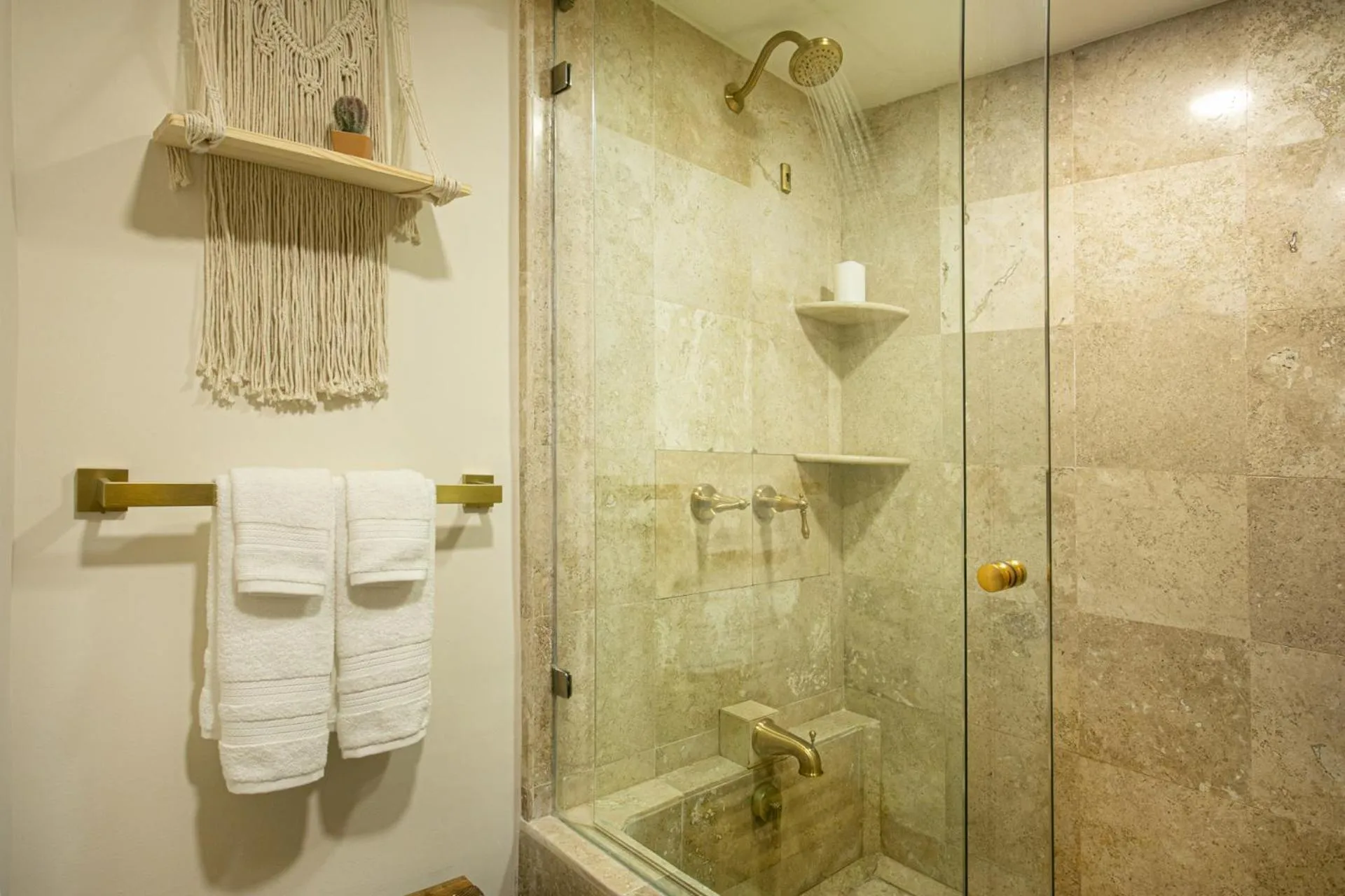 Sunscape Residence Tower