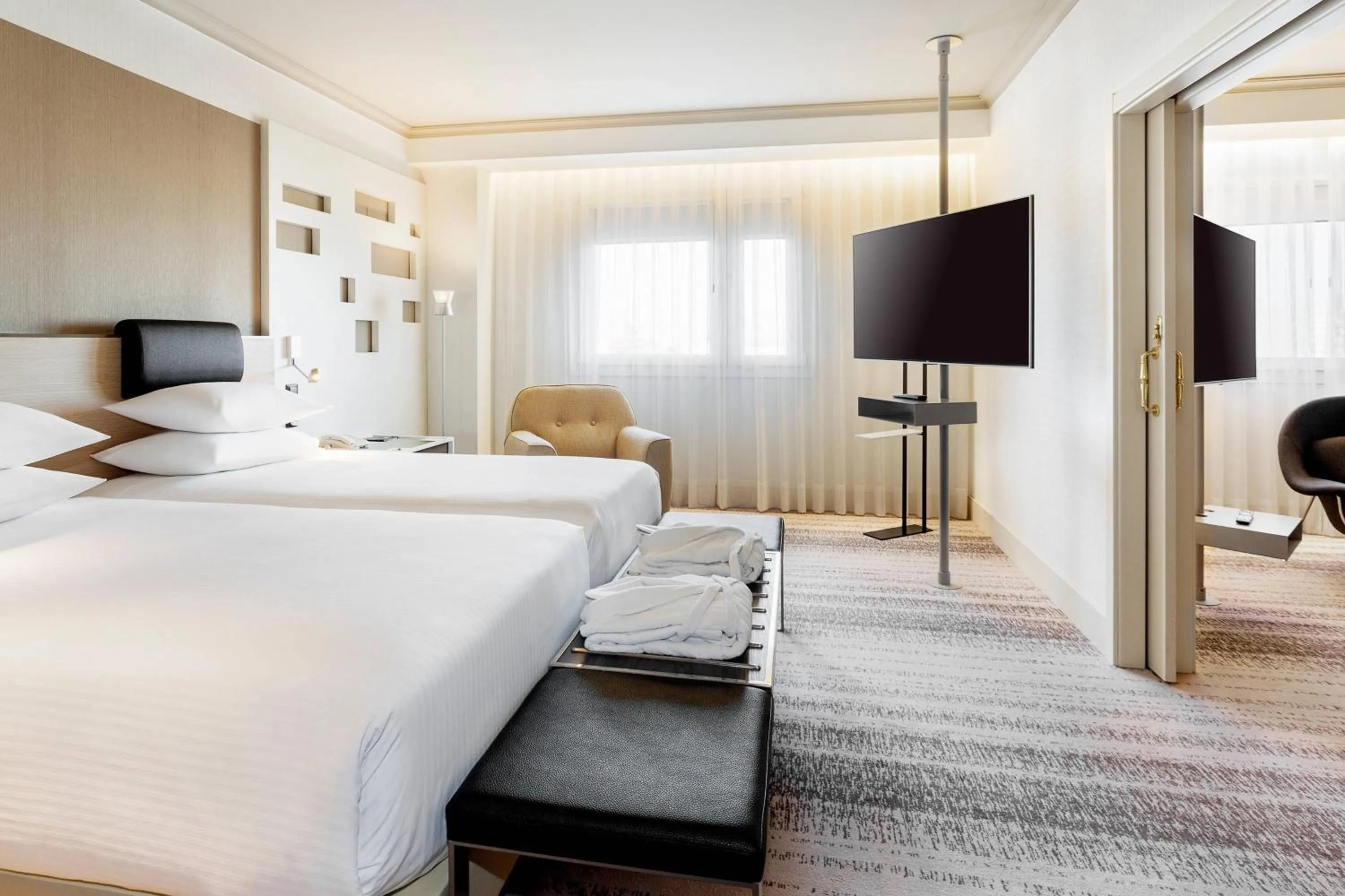 Bedroom, Bed in Madrid Marriott Auditorium Hotel & Conference Center