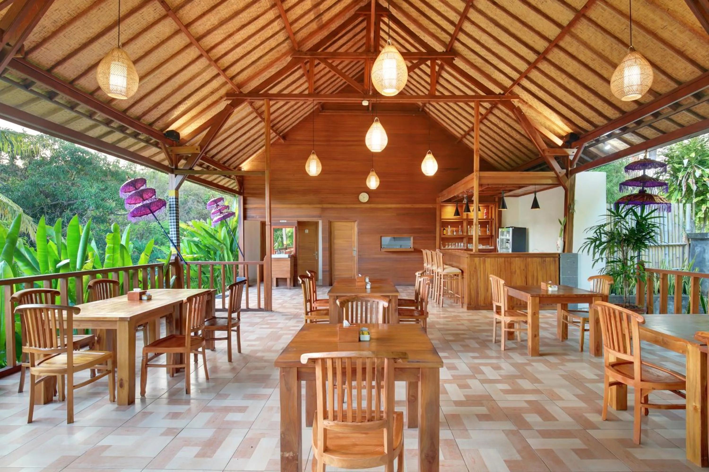 Restaurant/places to eat in BB Resort Villa and Spa