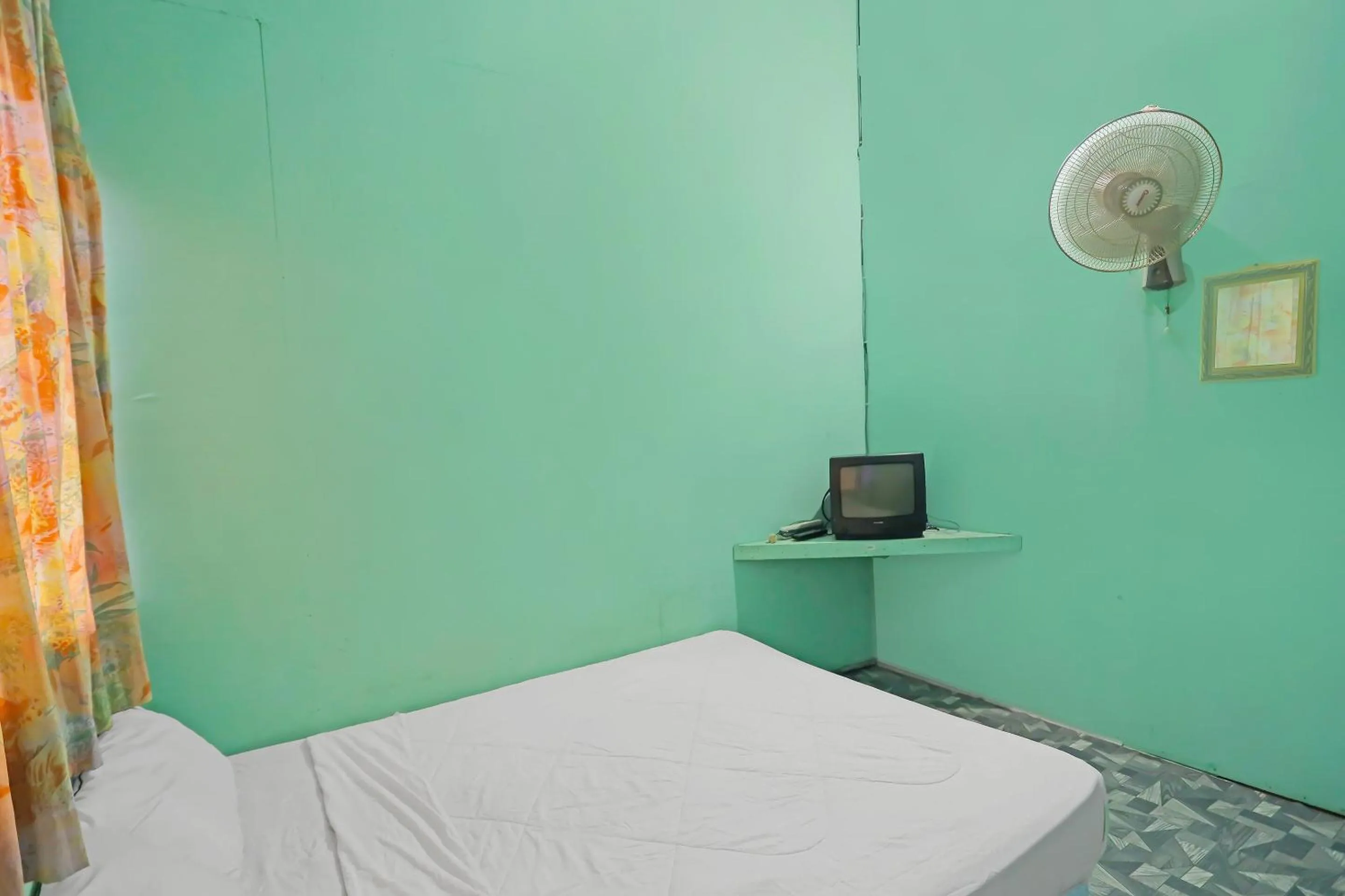 Bedroom, Bed in Hotel O Rani Homestay Syariah