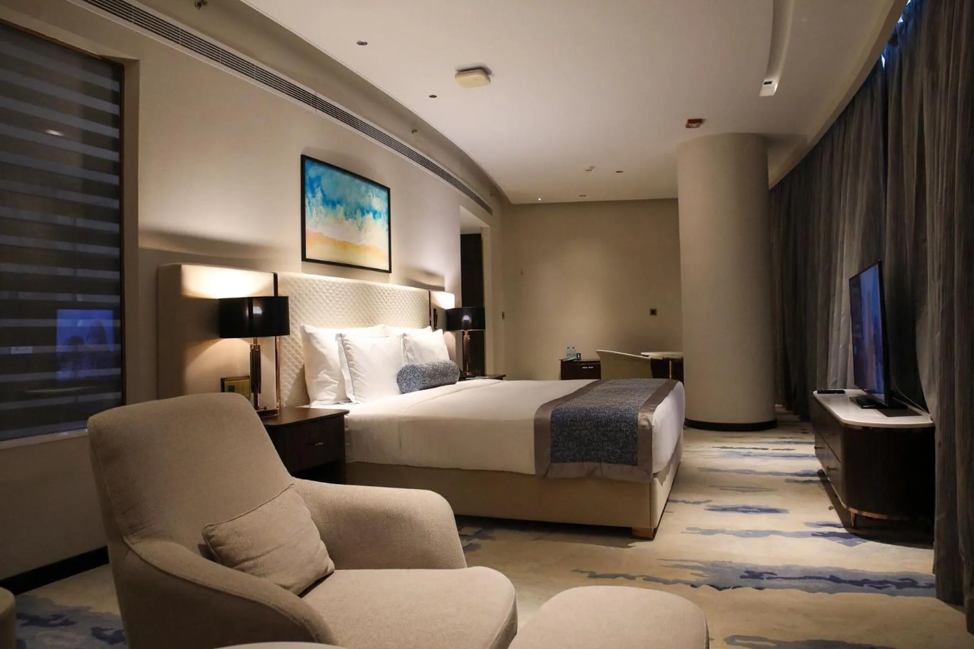 Photo of the whole room, Bed in Century Marina Hotel - Lusail