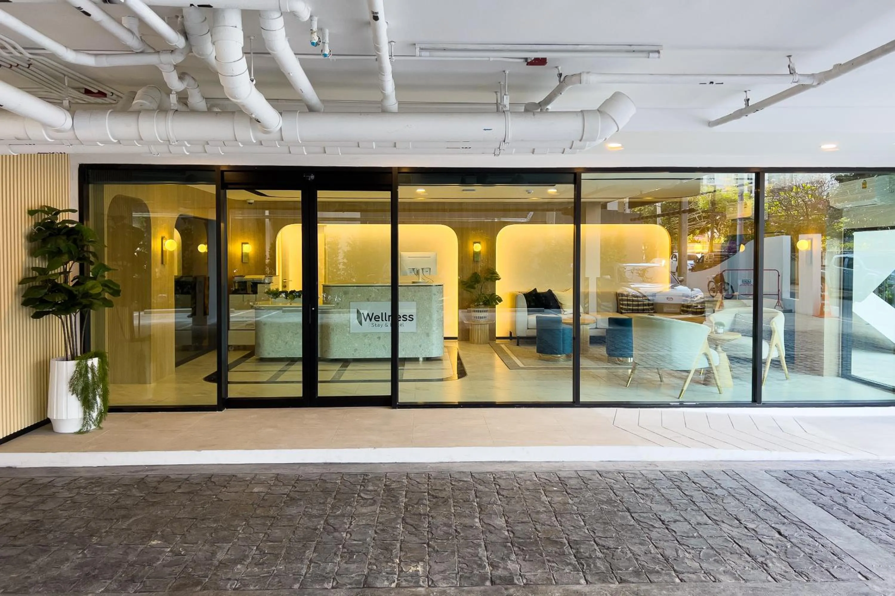 Lobby or reception in Wellness Stay & Hotel Sukhumvit 107