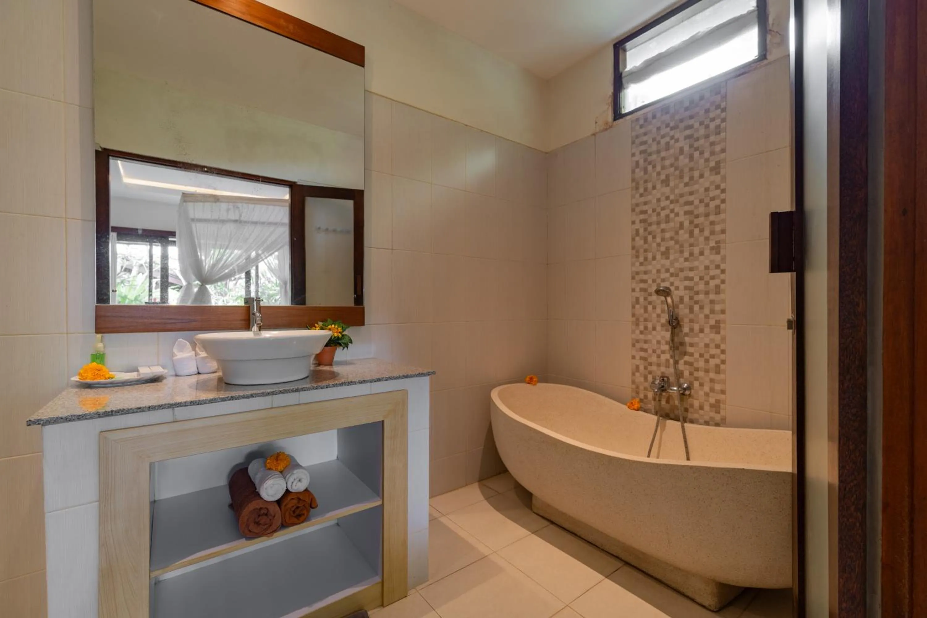 Bathroom in Desak Putu Putra Hidden