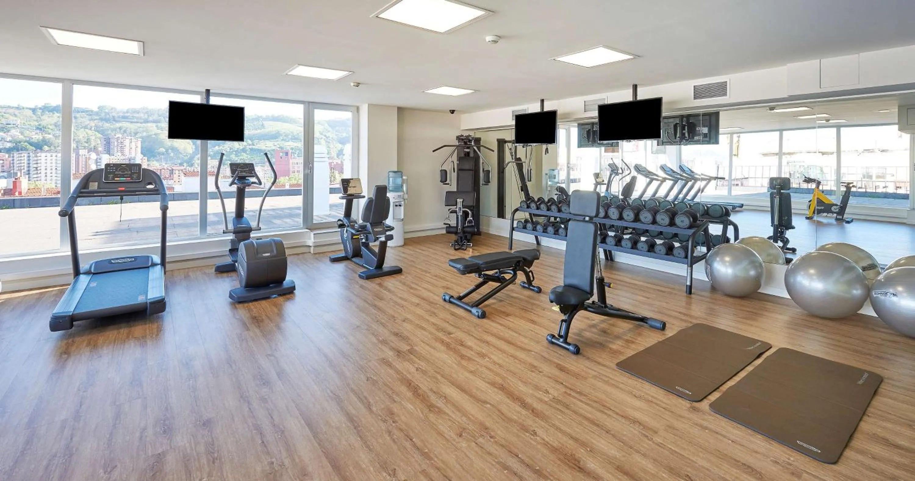 Activities in NH Collection Villa de Bilbao