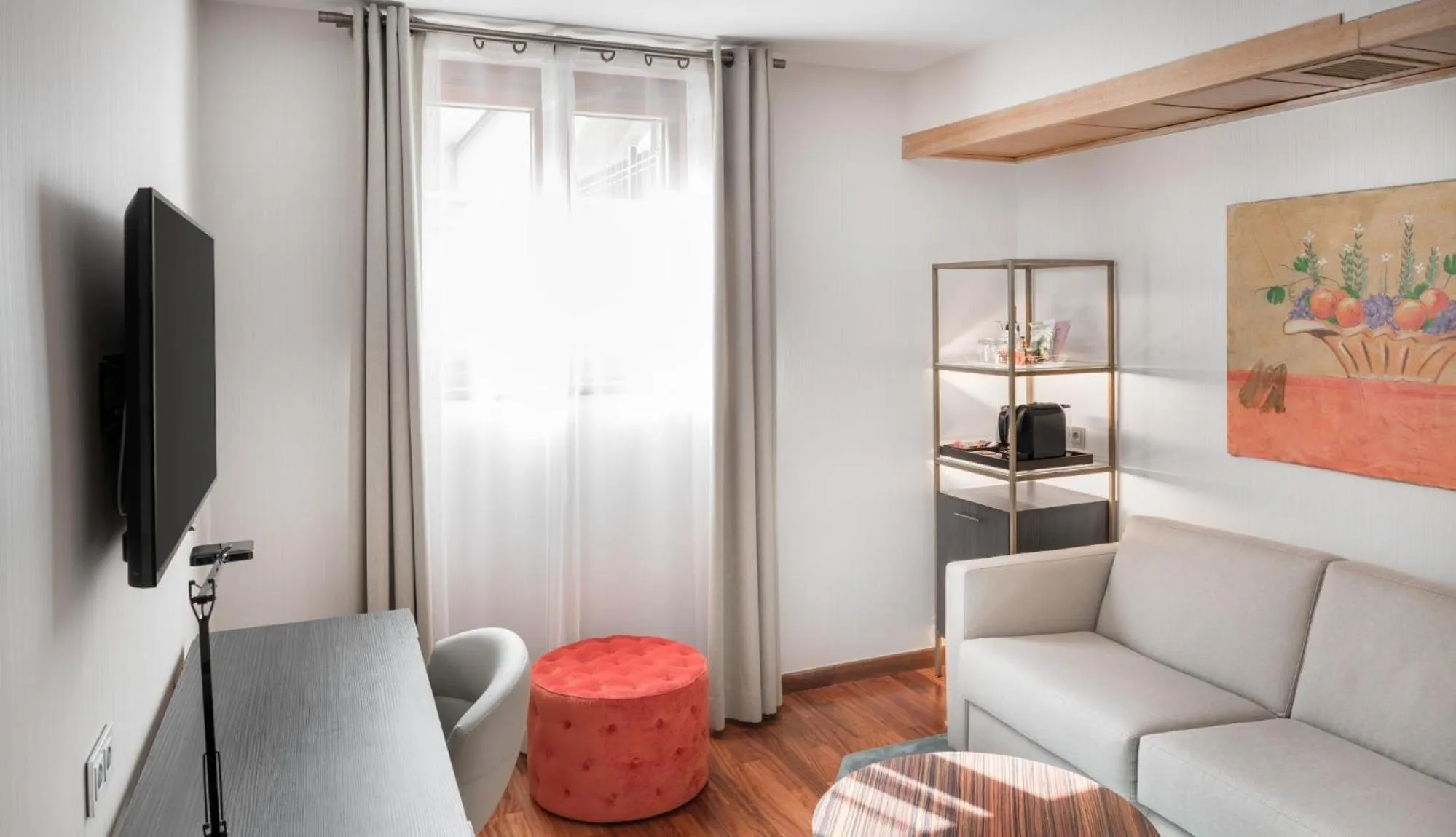 Bedroom in NH Collection Salamanca Palacio de Castellanos