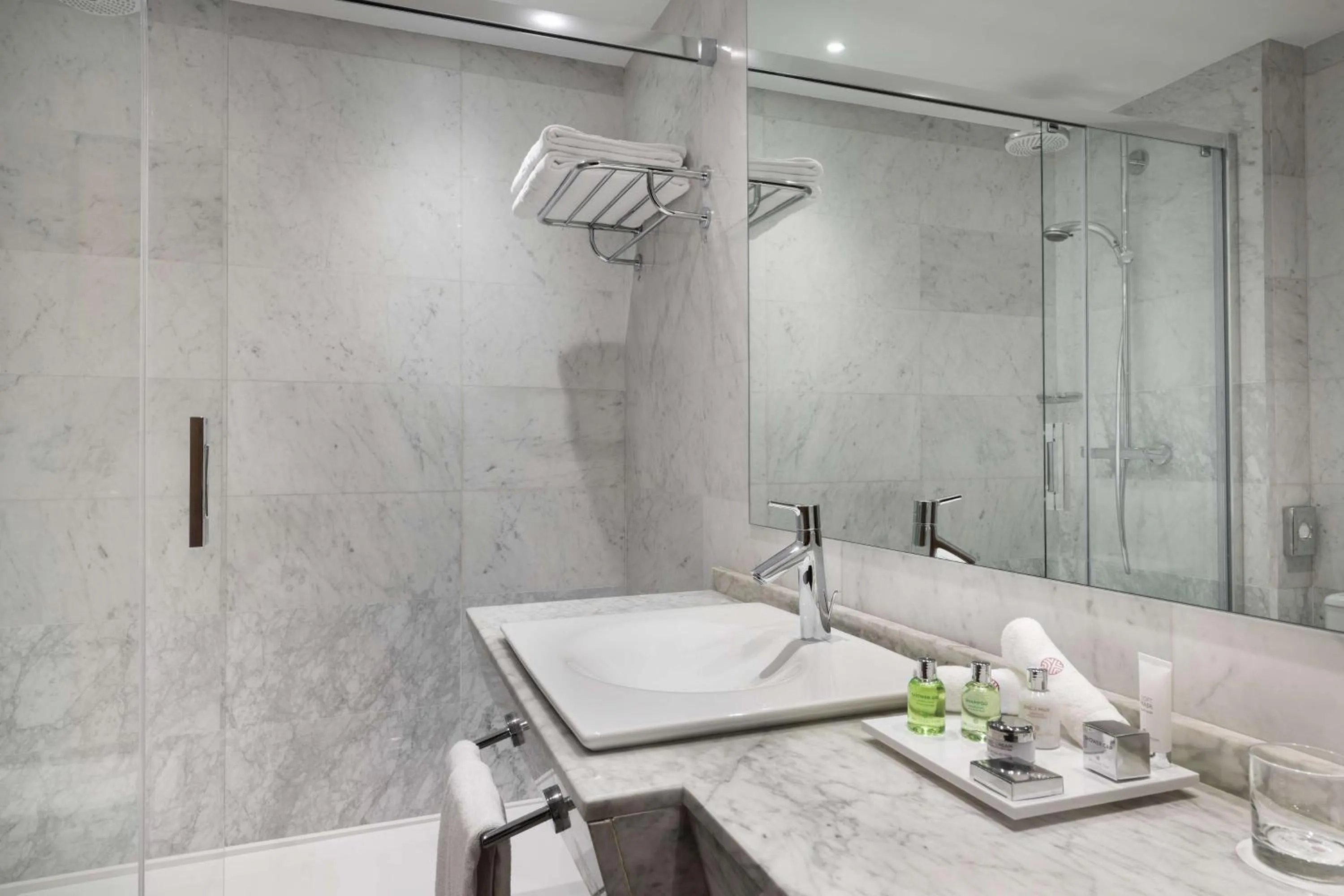 Bathroom in NH Collection Salamanca Palacio de Castellanos