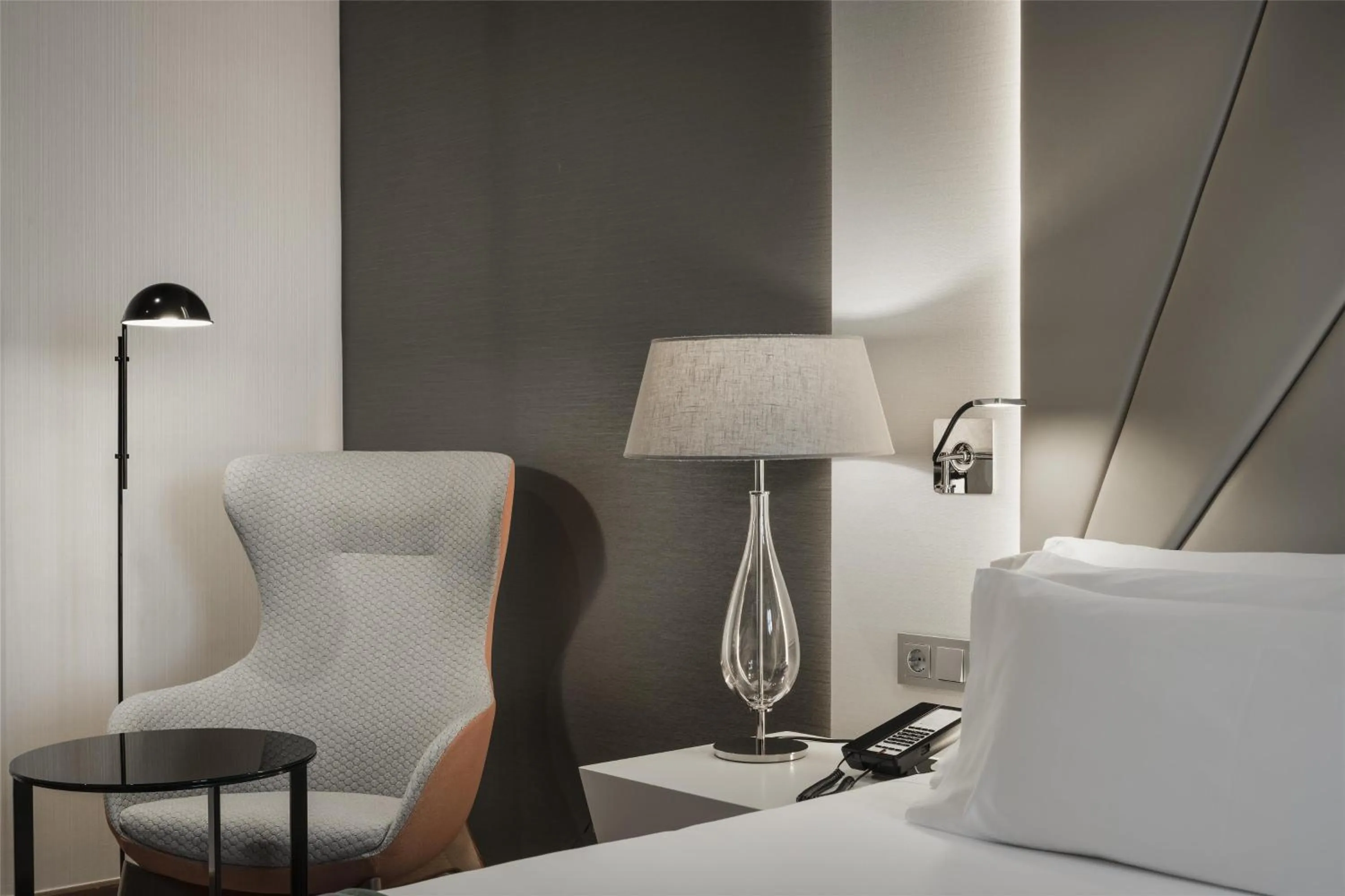 Bedroom in NH Collection Salamanca Palacio de Castellanos