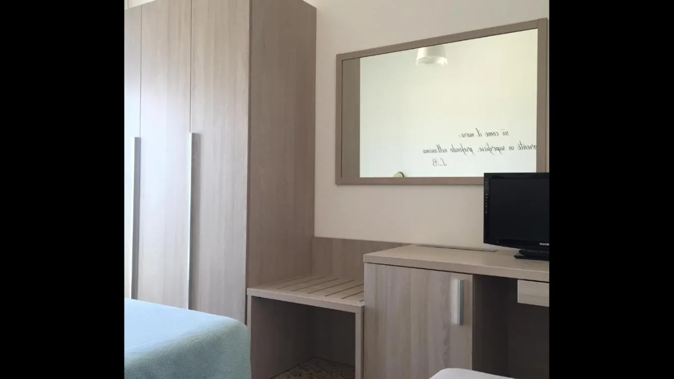 Photo of the whole room in Hotel Mareblu