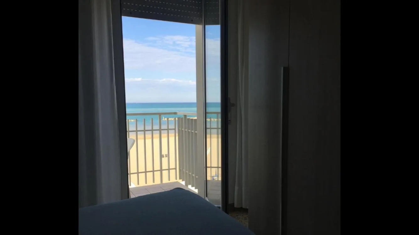 Photo of the whole room in Hotel Mareblu