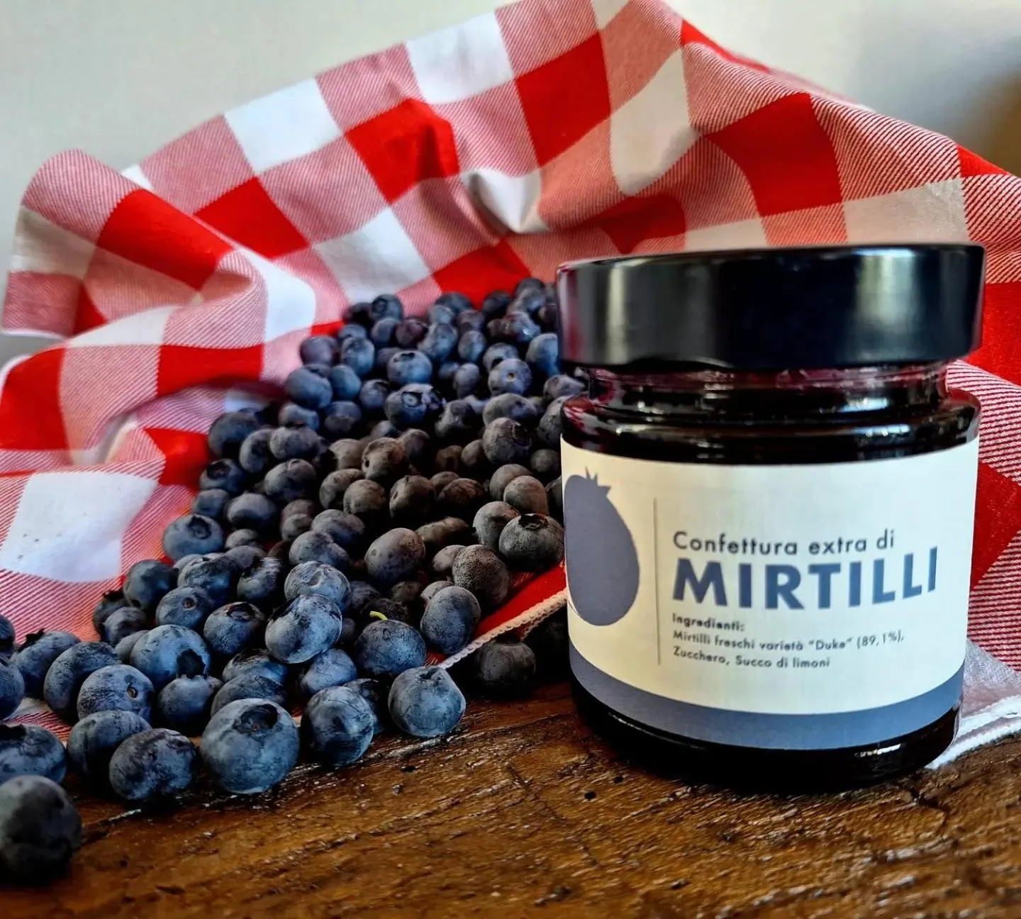 Food and drinks in Cascina Mora Bassa