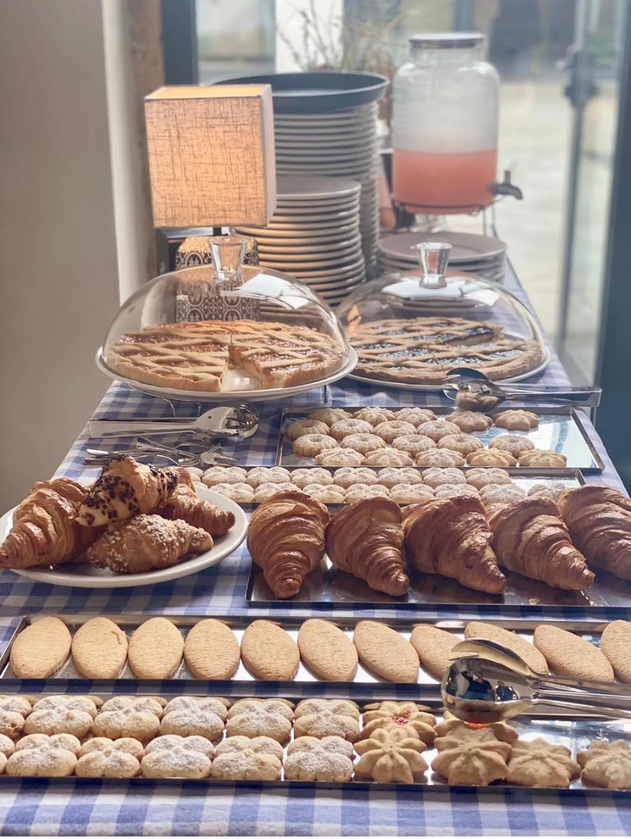 Food and drinks in Cascina Mora Bassa