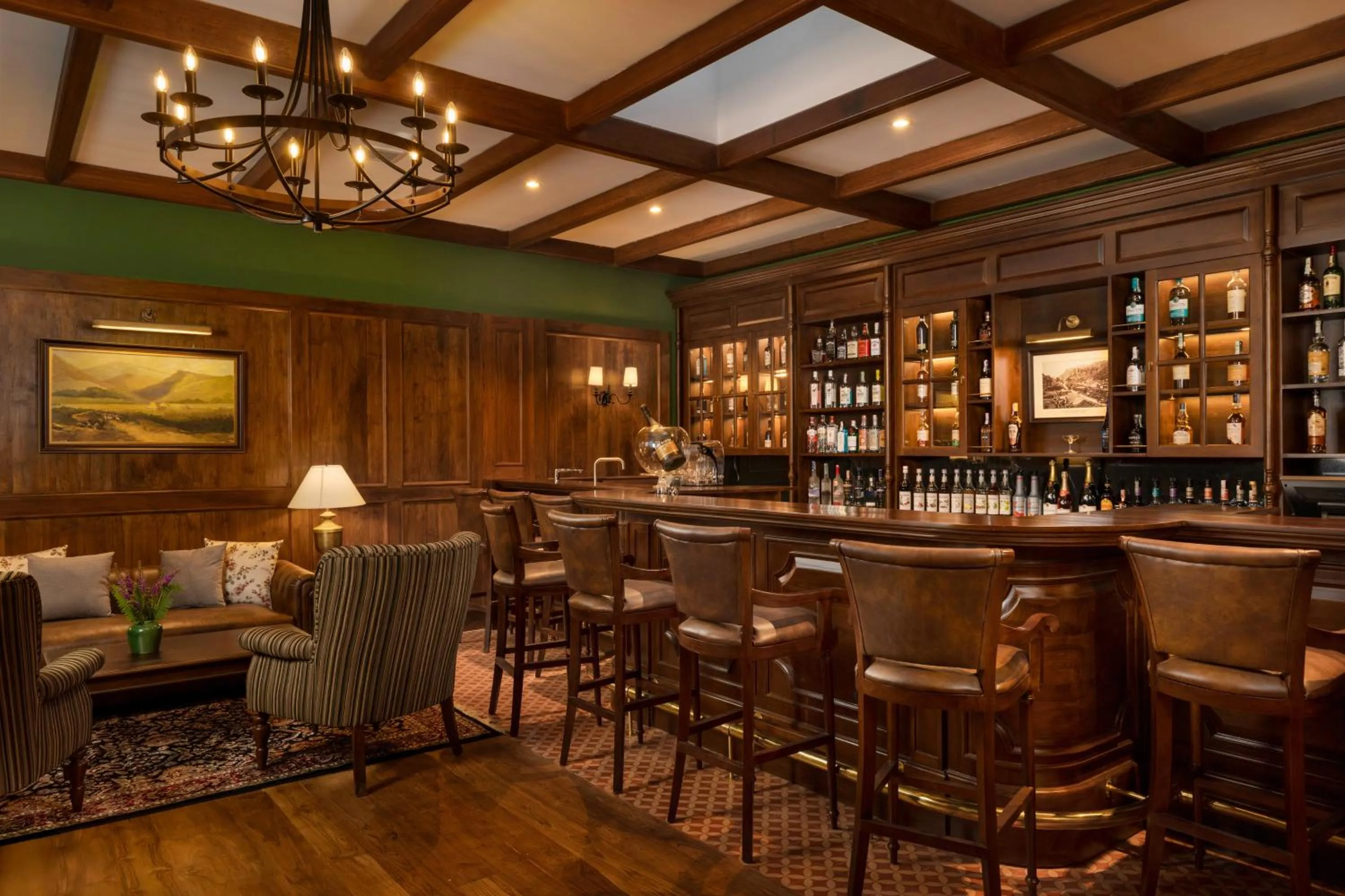 Lounge or bar in The Hill Club