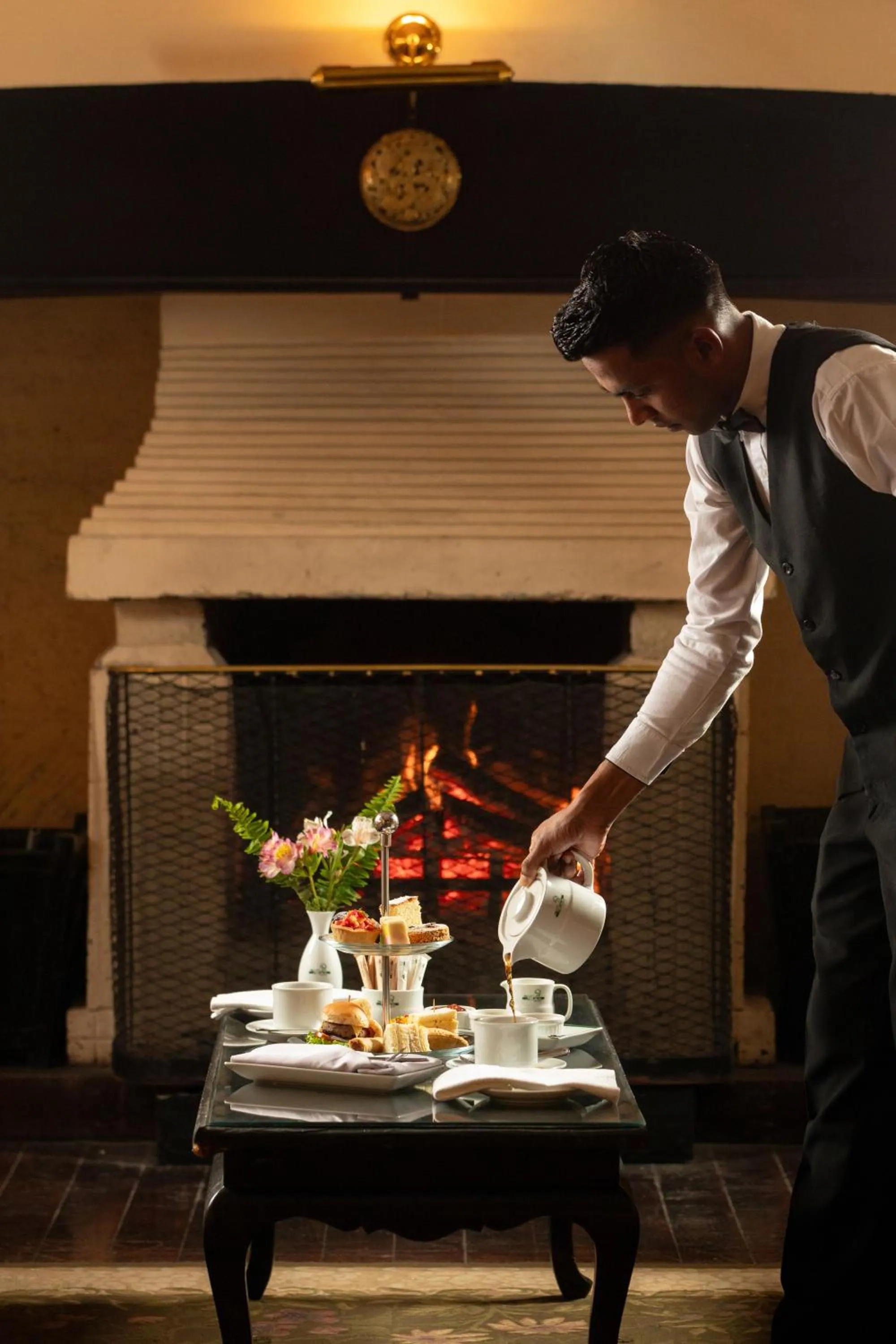 Food and drinks in The Hill Club