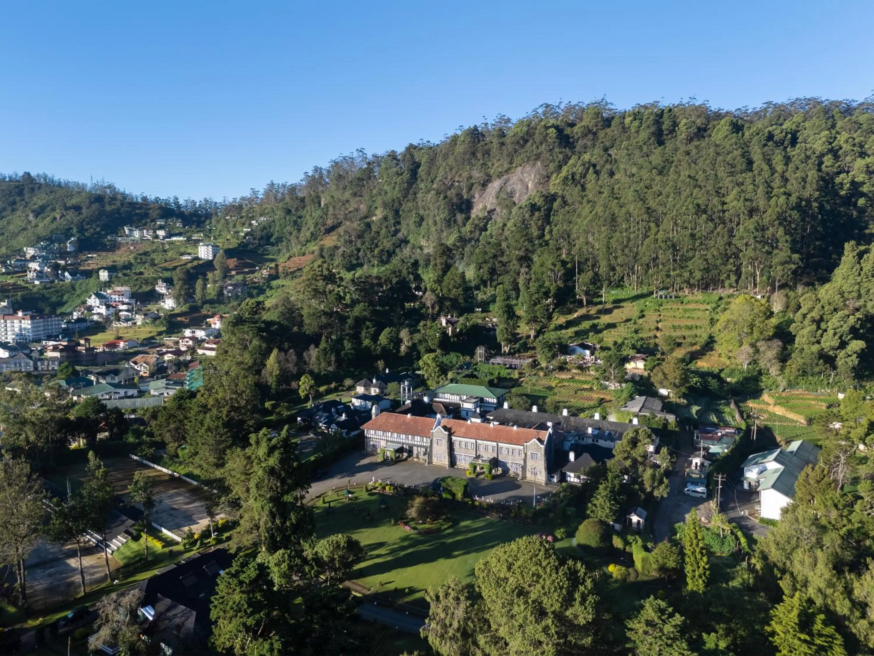 Bird's eye view in The Hill Club
